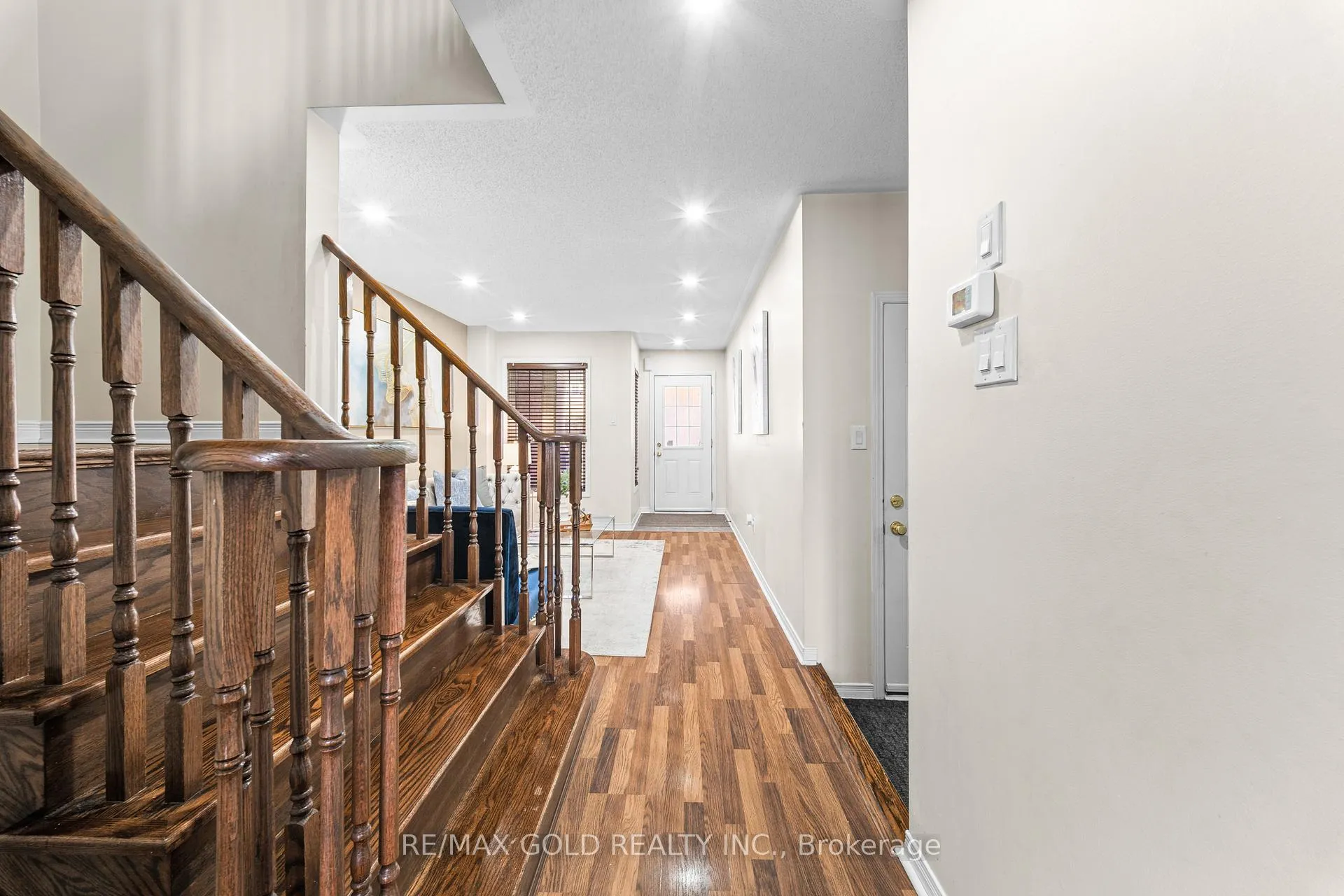 Photo 8 of 32 Bay Breeze Drive, Brampton, Sandringham-Wellington — HOMEH