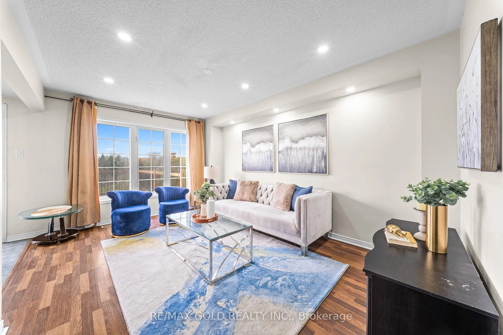 Photo 9 of 32 Bay Breeze Drive, Brampton, Sandringham-Wellington — HOMEH
