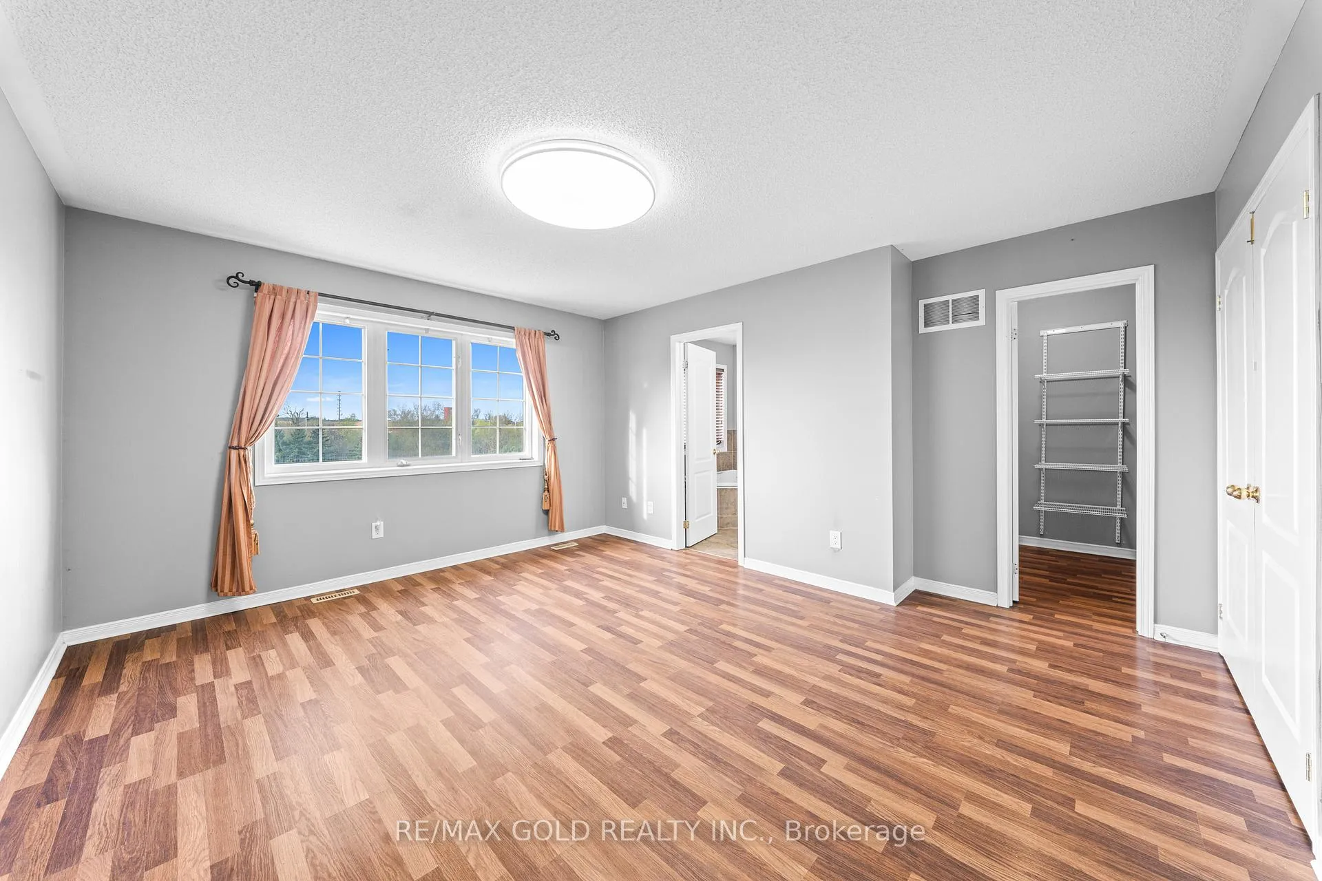 Photo 27 of 32 Bay Breeze Drive, Brampton, Sandringham-Wellington — HOMEH