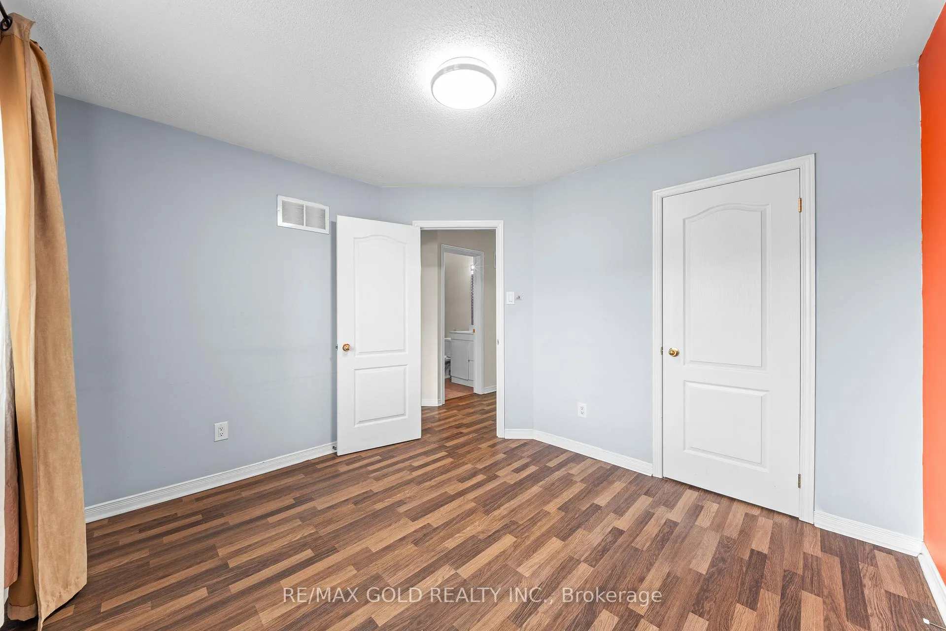 Photo 31 of 32 Bay Breeze Drive, Brampton, Sandringham-Wellington — HOMEH