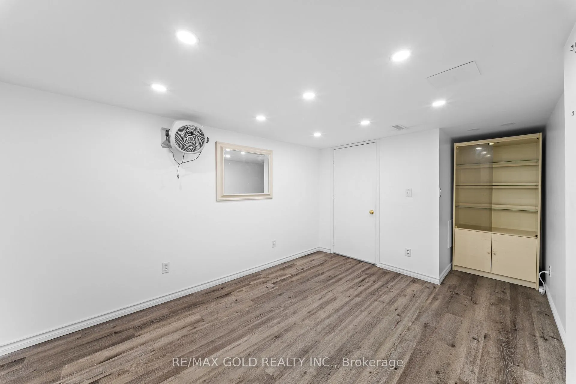 Photo 42 of 32 Bay Breeze Drive, Brampton, Sandringham-Wellington — HOMEH
