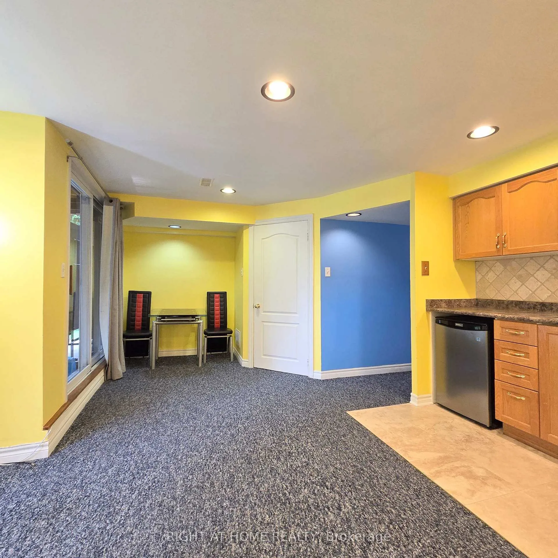 Photo 7 of Unit Bsmt, 65 Mare Crescent, Etobicoke, West Humber-Clairville — HOMEH