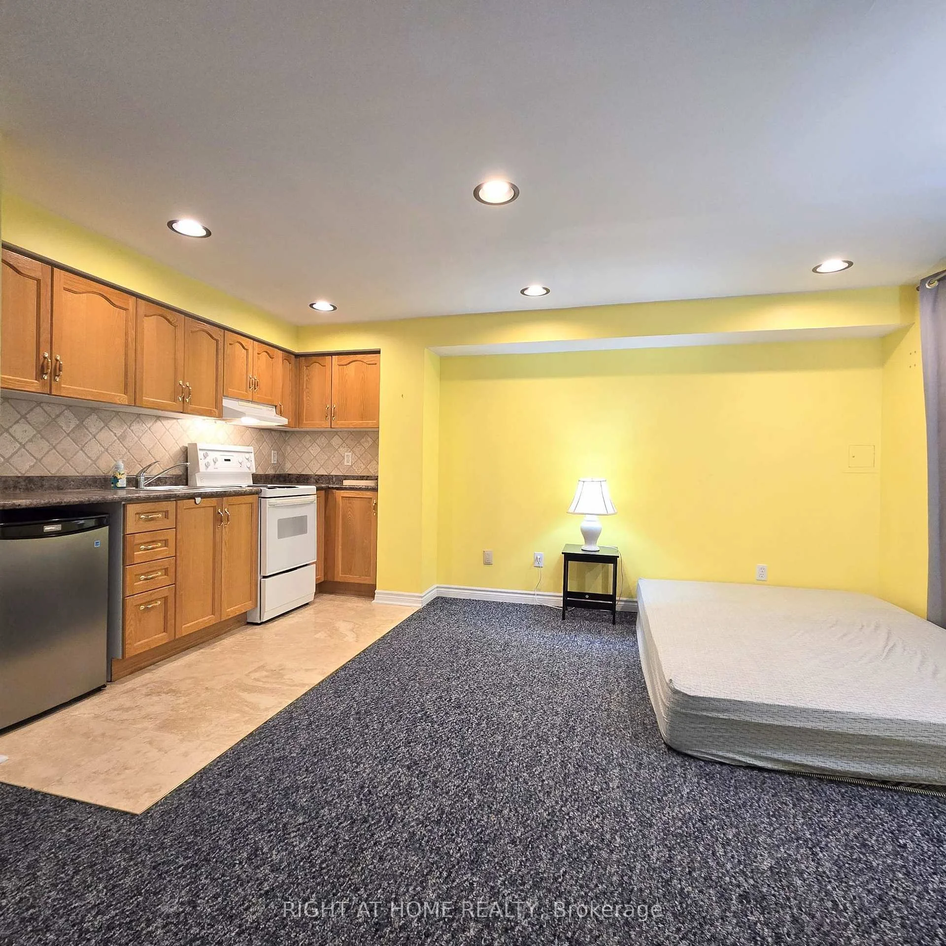 Photo 18 of Unit Bsmt, 65 Mare Crescent, Etobicoke, West Humber-Clairville — HOMEH