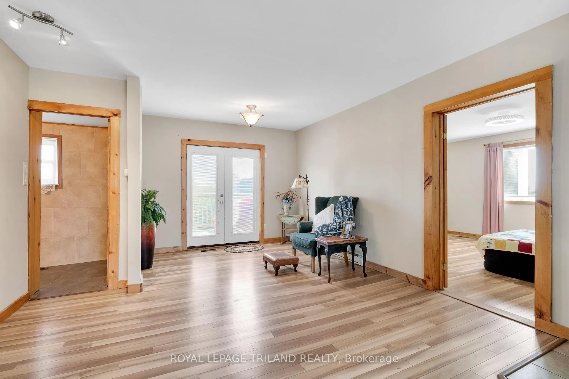 Photo 7 of 20236 Marsh Line, West Elgin, Rural West Elgin — HOMEH