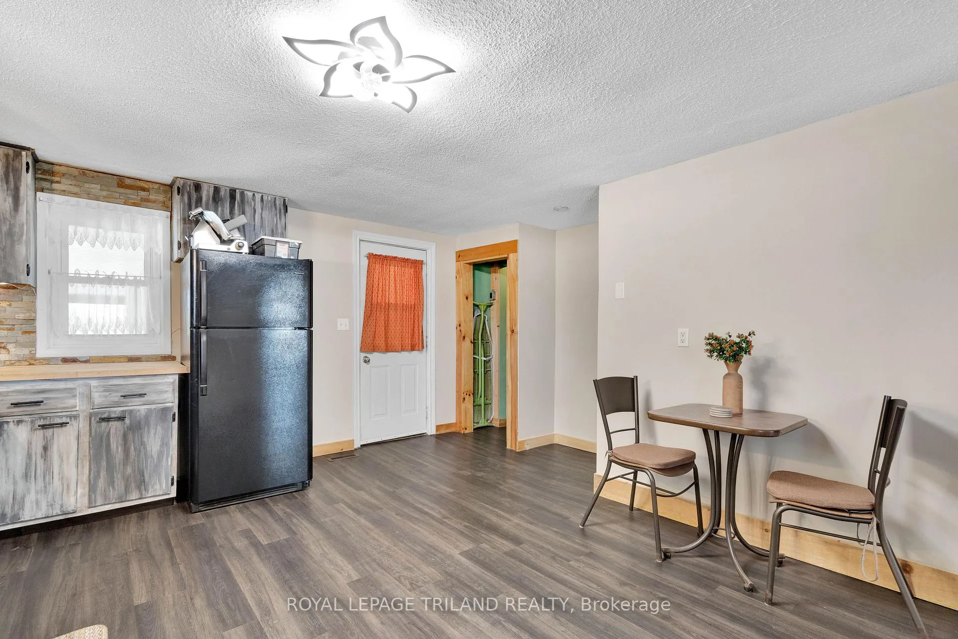 Photo 9 of 20236 Marsh Line, West Elgin, Rural West Elgin — HOMEH