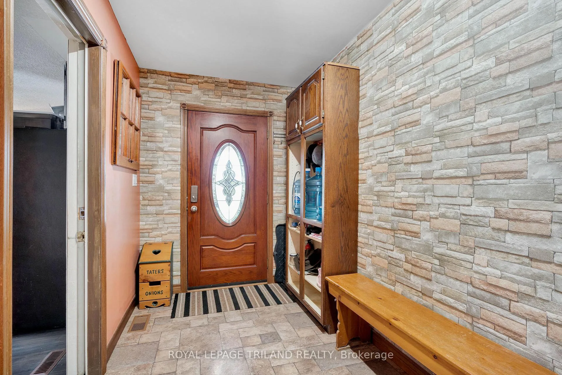 Photo 14 of 20236 Marsh Line, West Elgin, Rural West Elgin — HOMEH