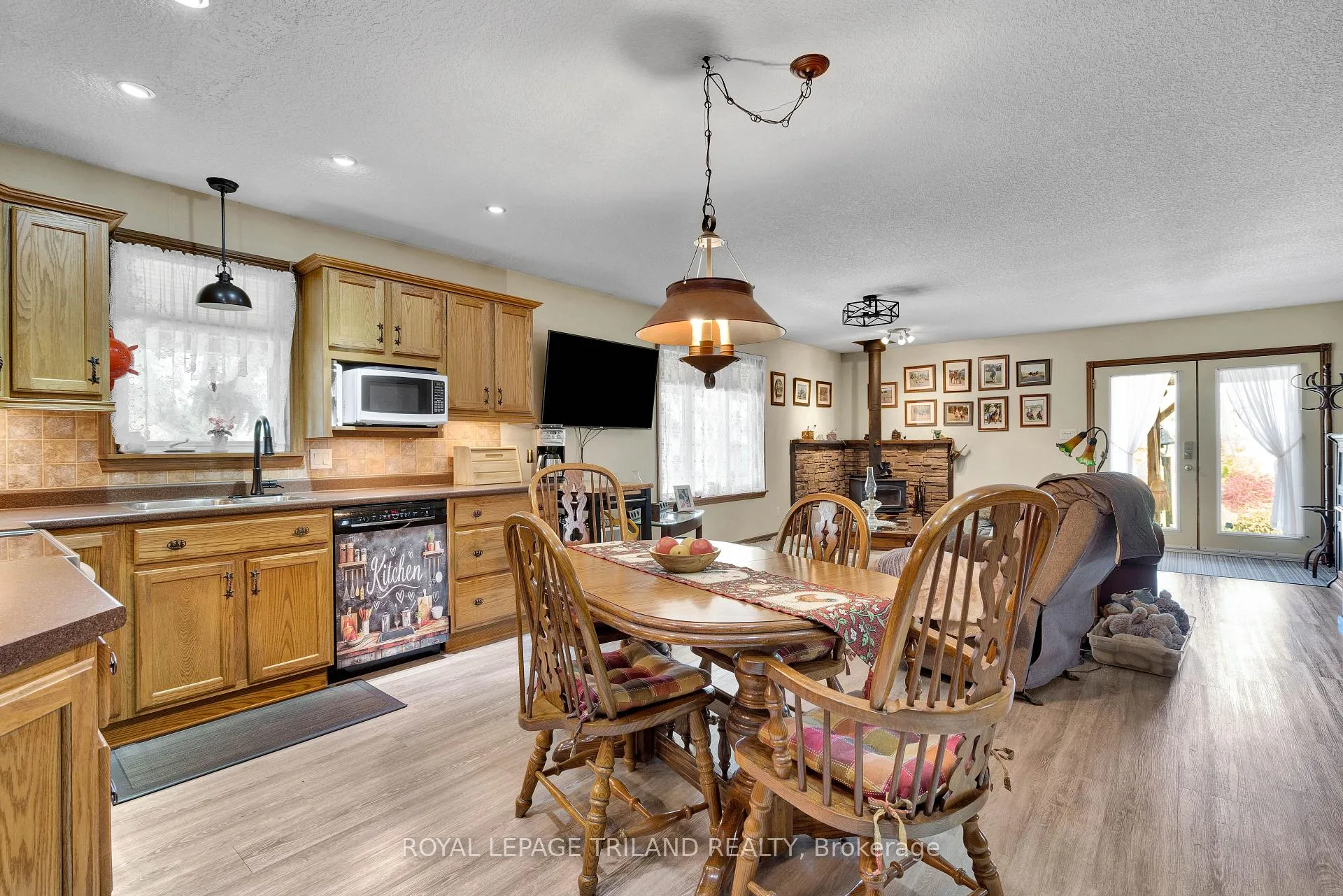 Photo 25 of 20236 Marsh Line, West Elgin, Rural West Elgin — HOMEH