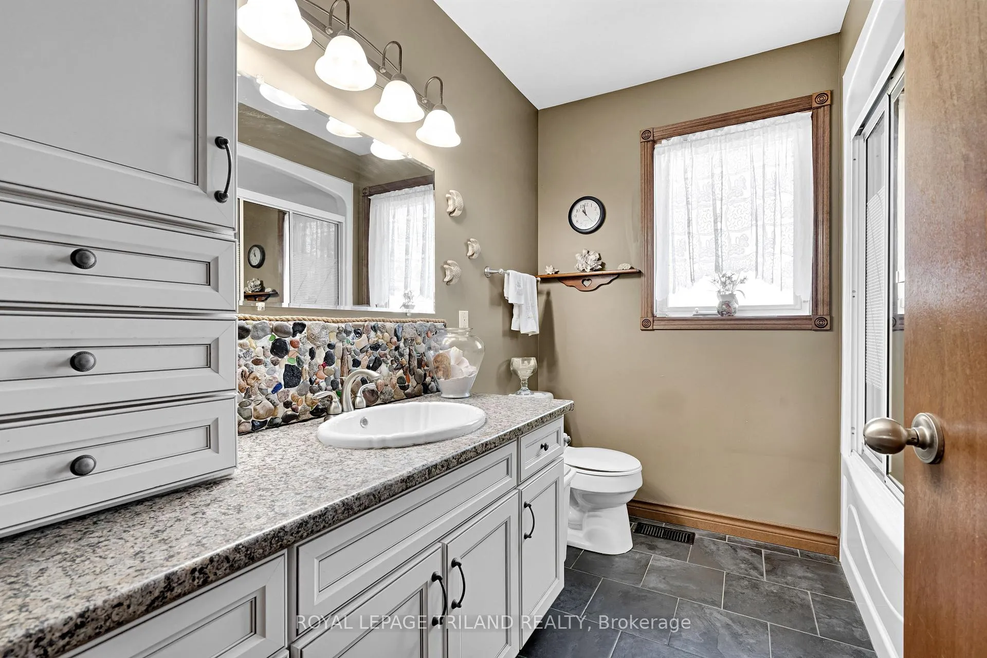 Photo 30 of 20236 Marsh Line, West Elgin, Rural West Elgin — HOMEH