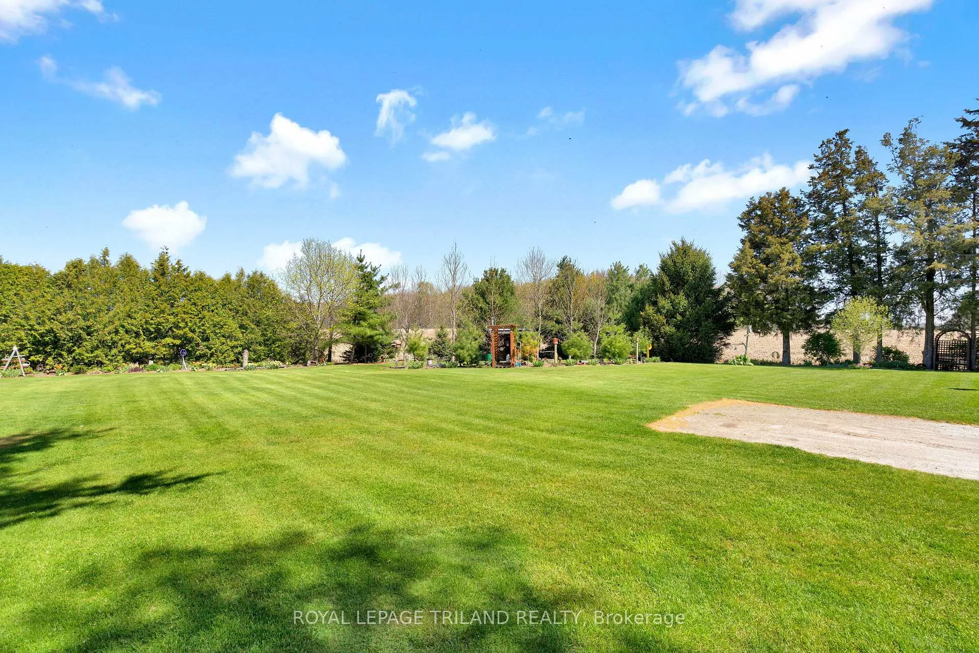 Photo 40 of 20236 Marsh Line, West Elgin, Rural West Elgin — HOMEH