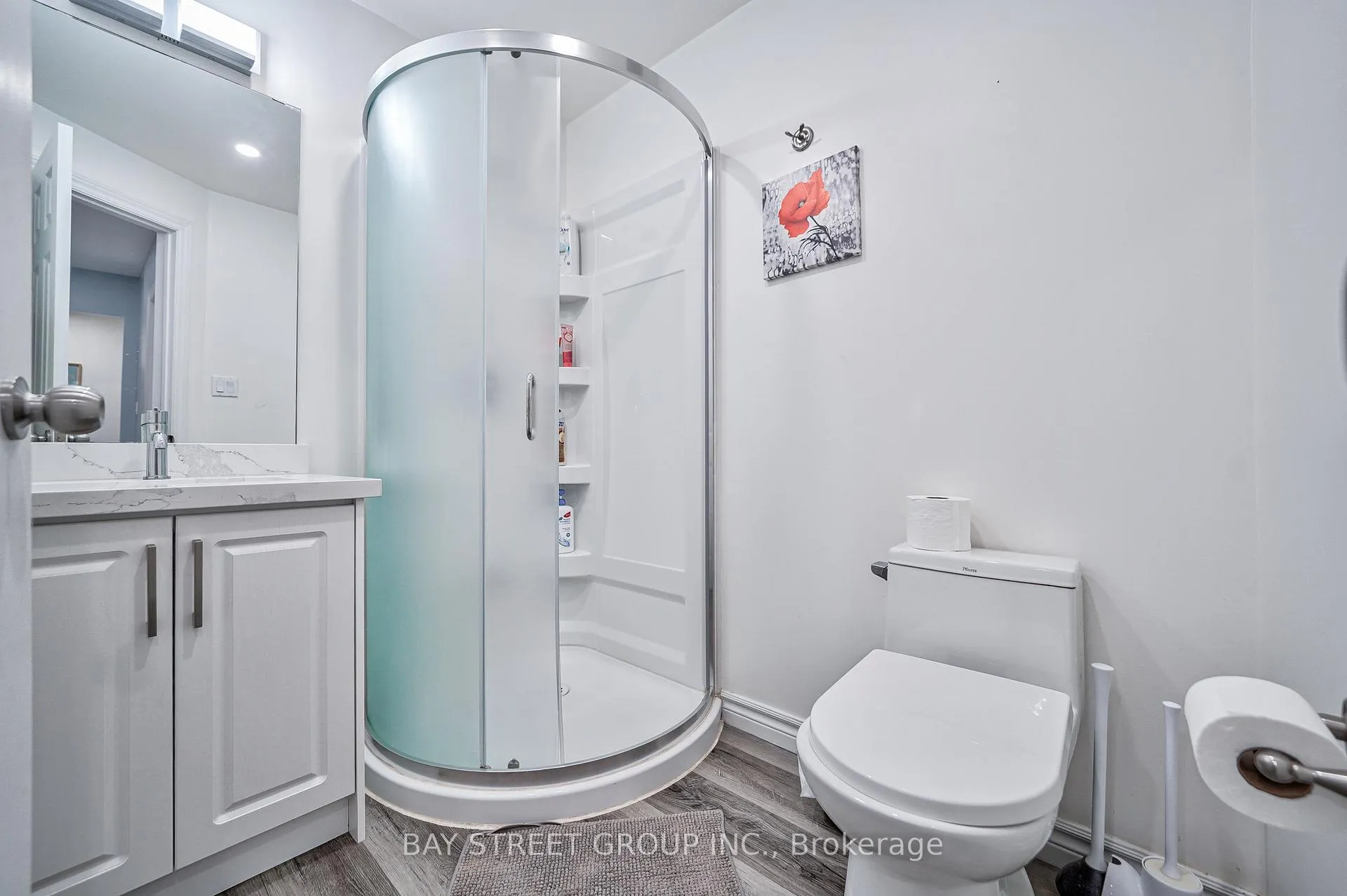 Photo 21 of 5241 Kitchener Street, Niagara Falls, Clifton Hill — HOMEH
