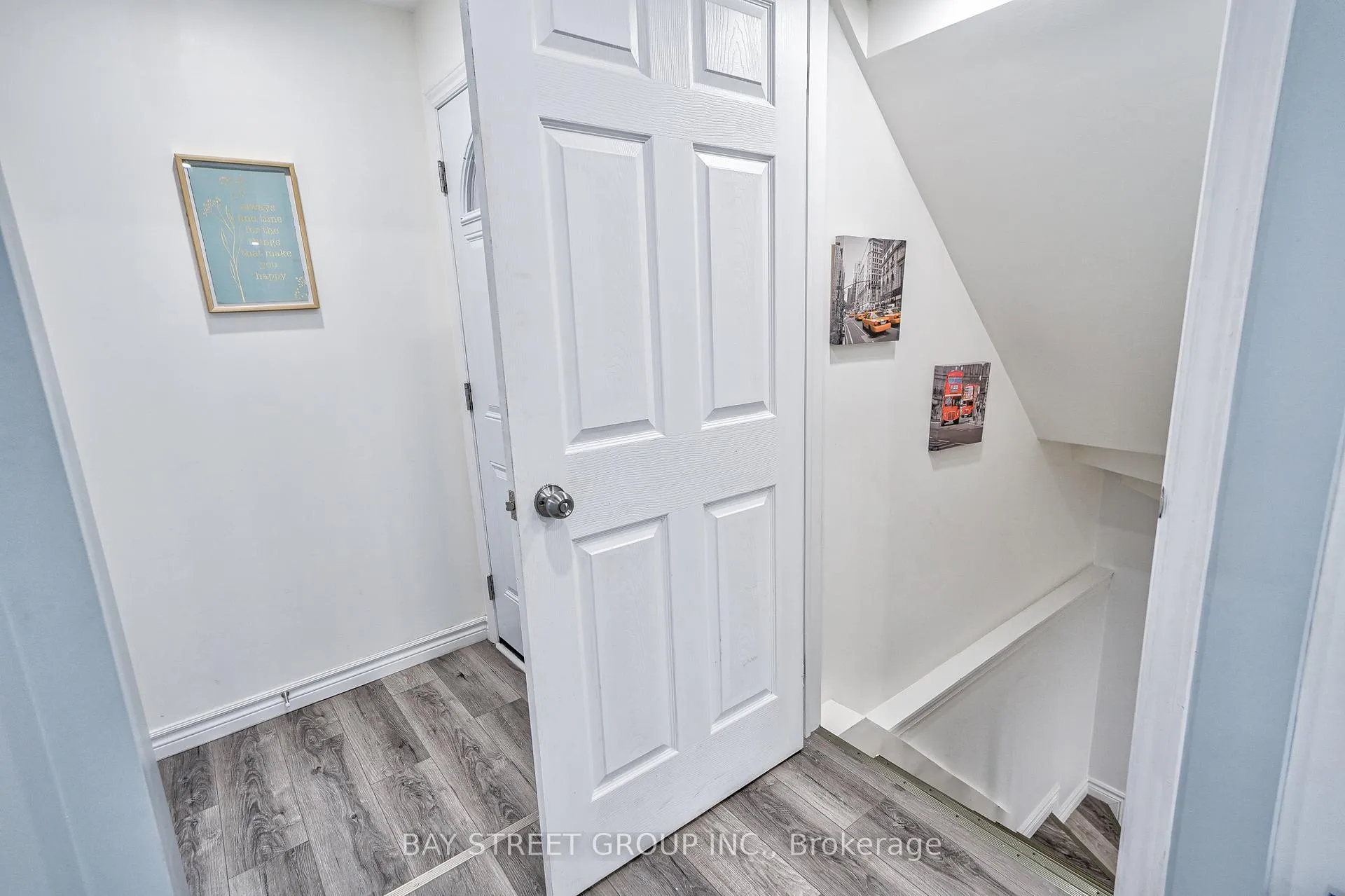 Photo 23 of 5241 Kitchener Street, Niagara Falls, Clifton Hill — HOMEH