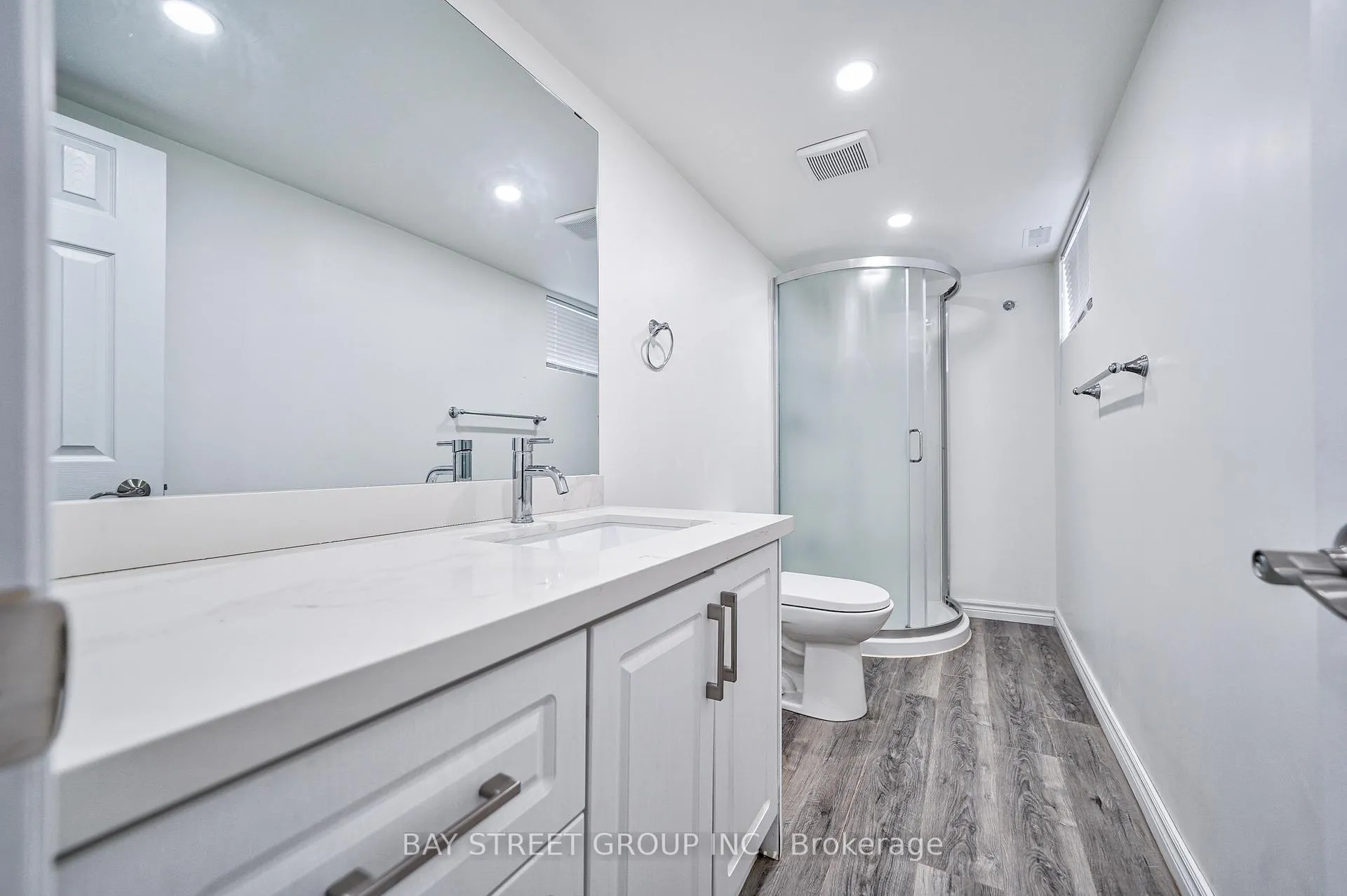 Photo 43 of 5241 Kitchener Street, Niagara Falls, Clifton Hill — HOMEH
