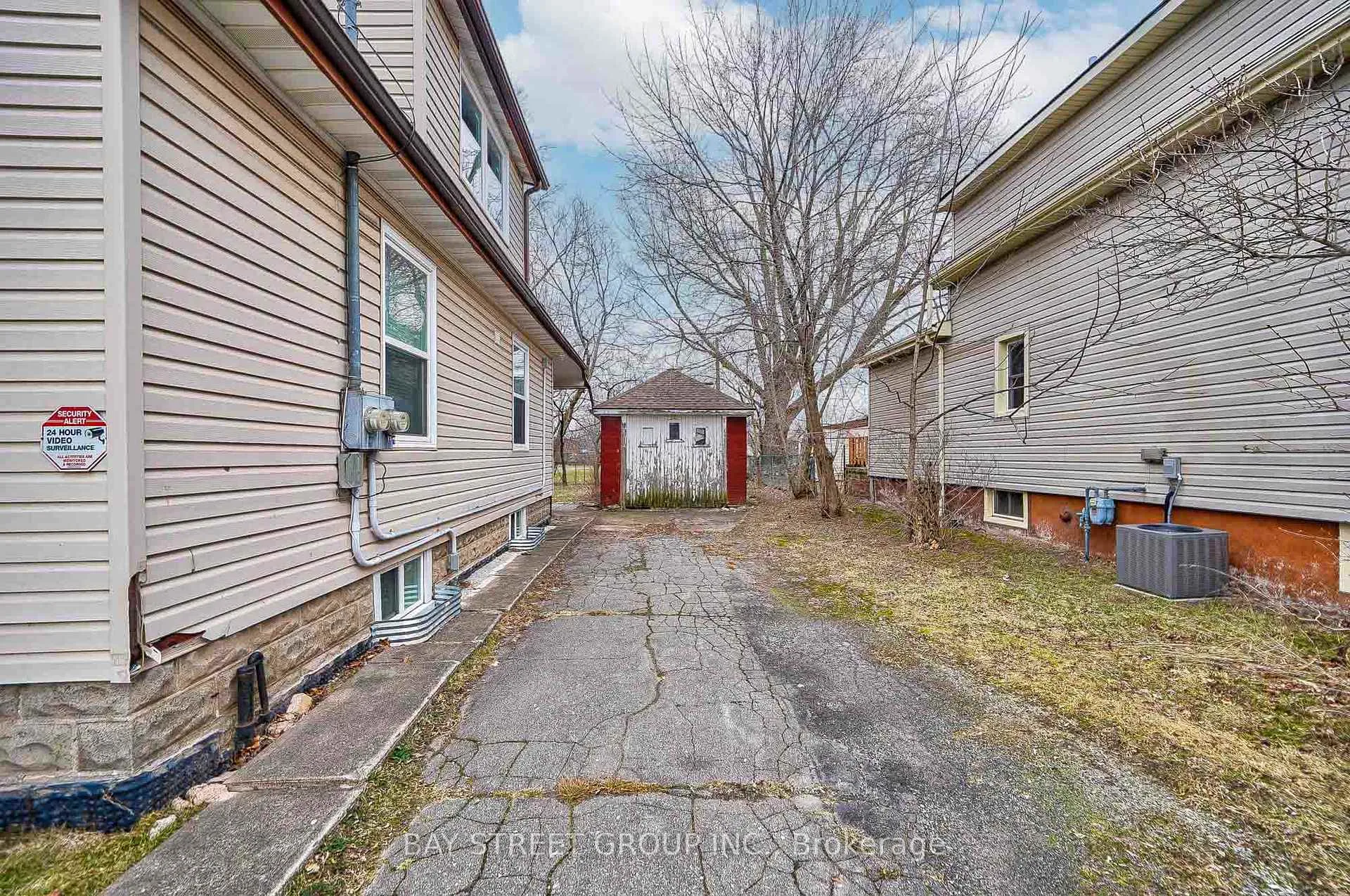 Photo 48 of 5241 Kitchener Street, Niagara Falls, Clifton Hill — HOMEH