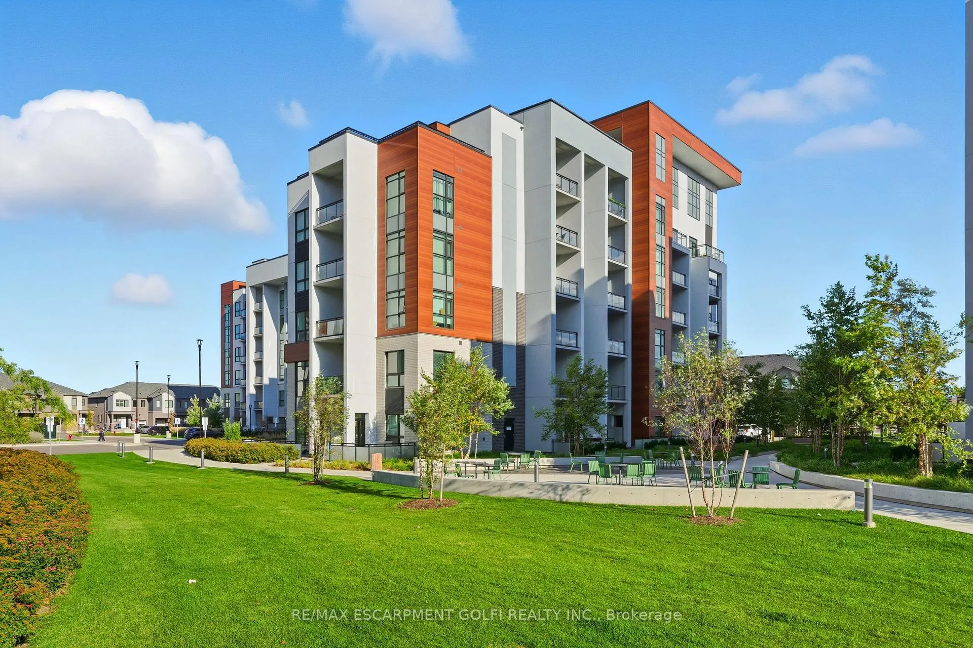 Photo 3 of Unit 204, 470 Gordon Krantz Avenue, Milton, Walker — HOMEH