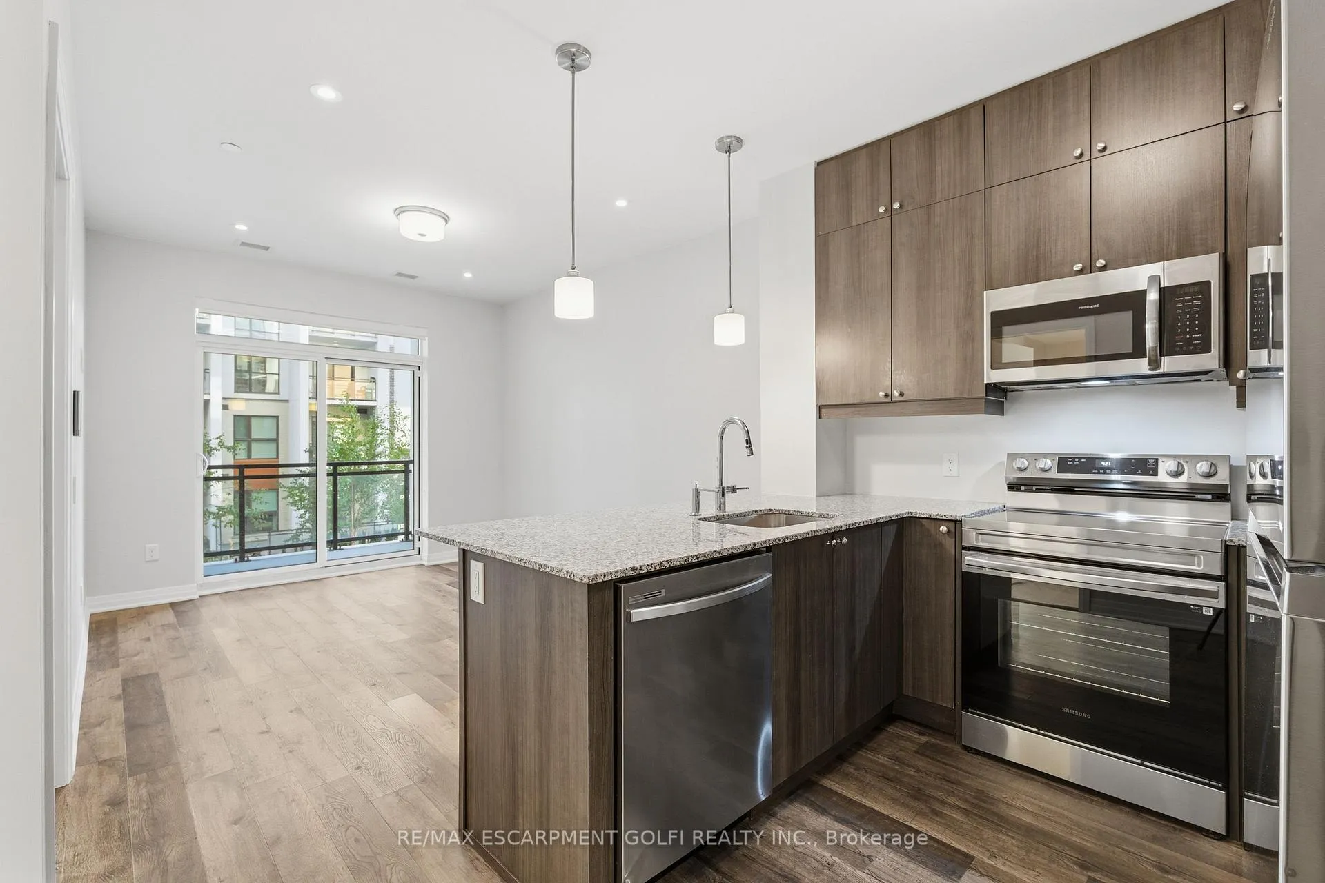 Photo 9 of Unit 204, 470 Gordon Krantz Avenue, Milton, Walker — HOMEH