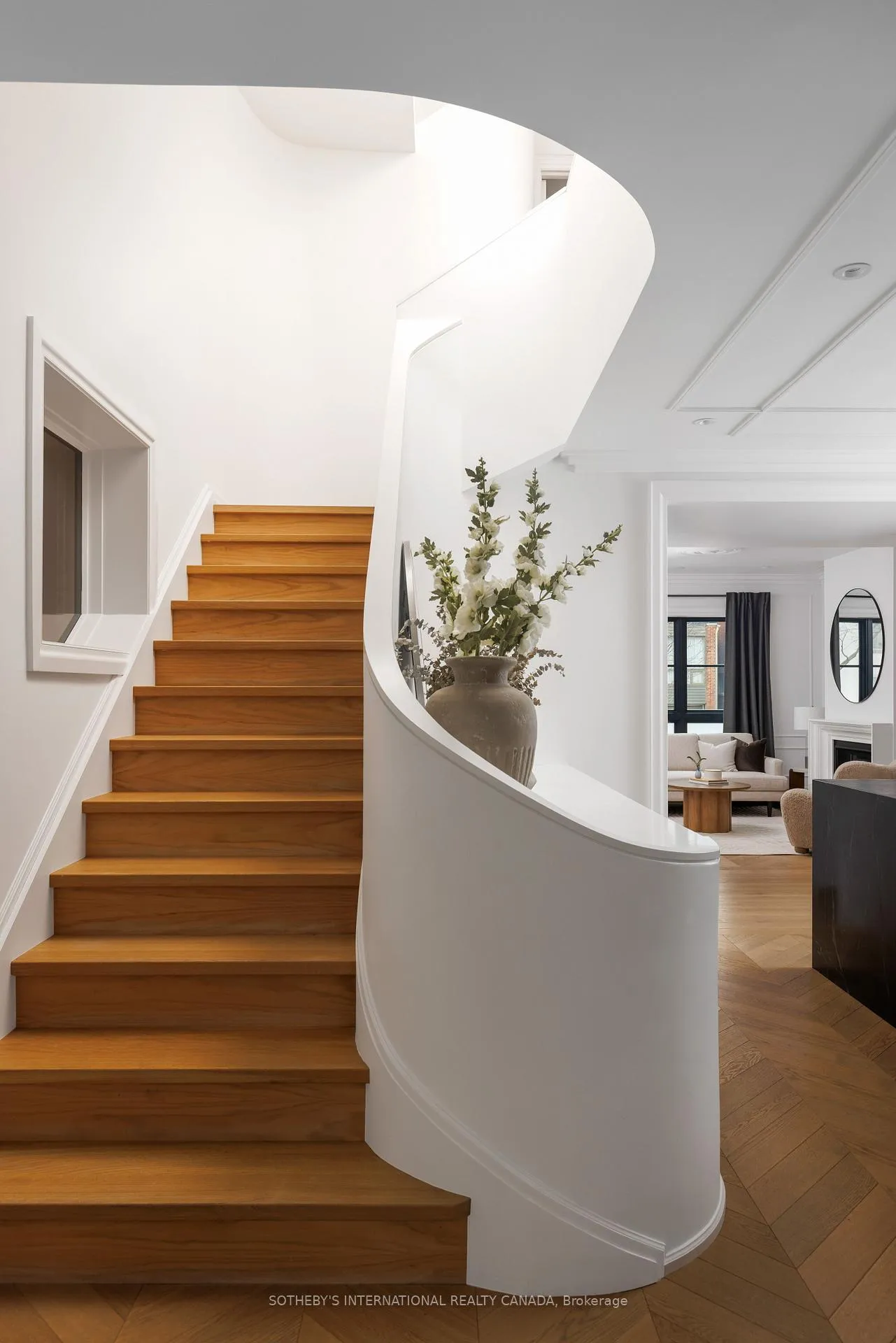 Photo 18 of 122 MacPherson Avenue, Toronto, The Annex — HOMEH
