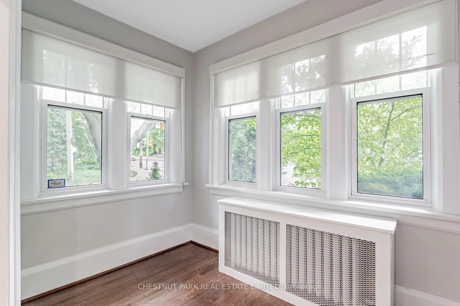 Photo 6 of 43 Oriole Parkway, Toronto, Yonge-St. Clair — HOMEH