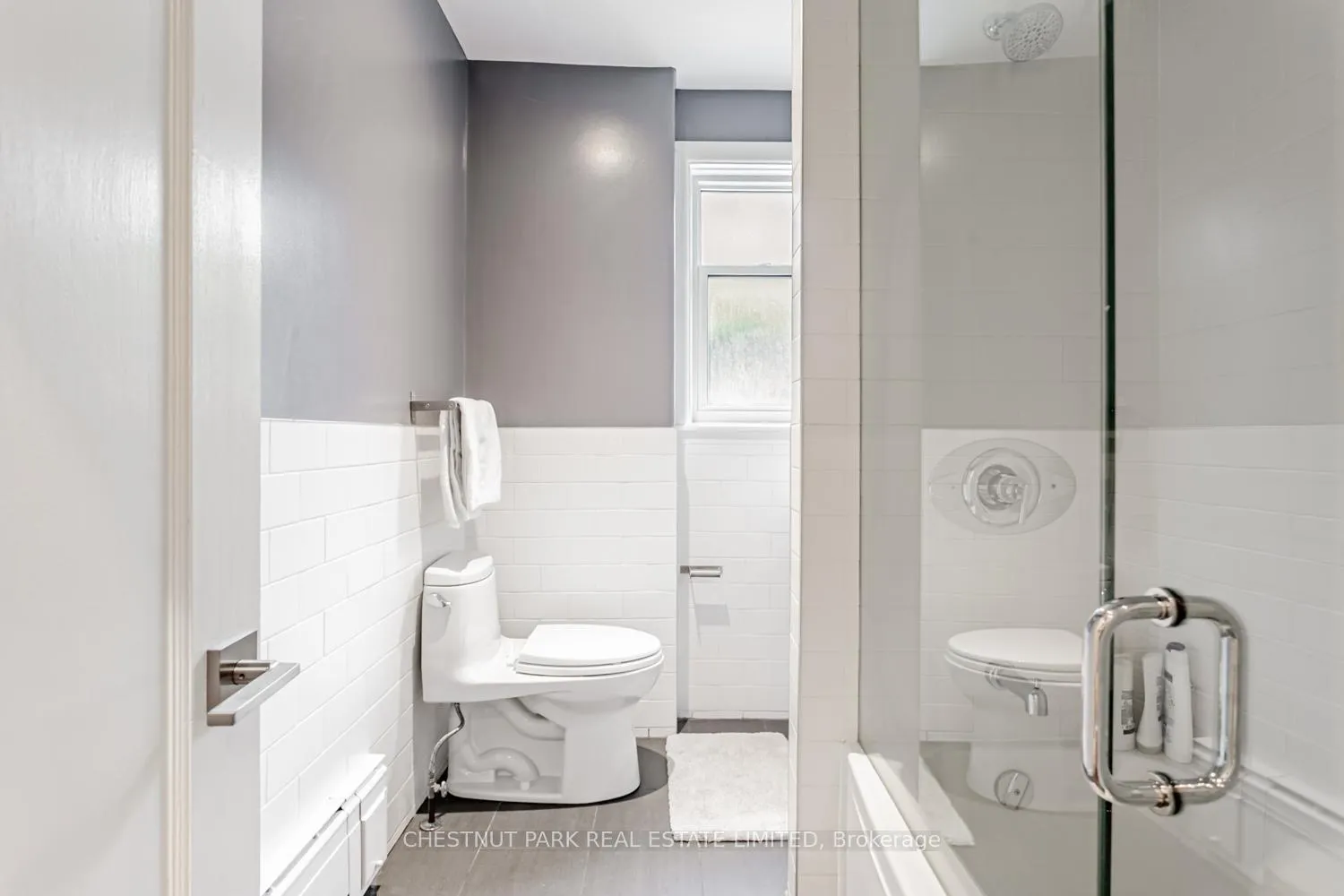 Photo 15 of 43 Oriole Parkway, Toronto, Yonge-St. Clair — HOMEH