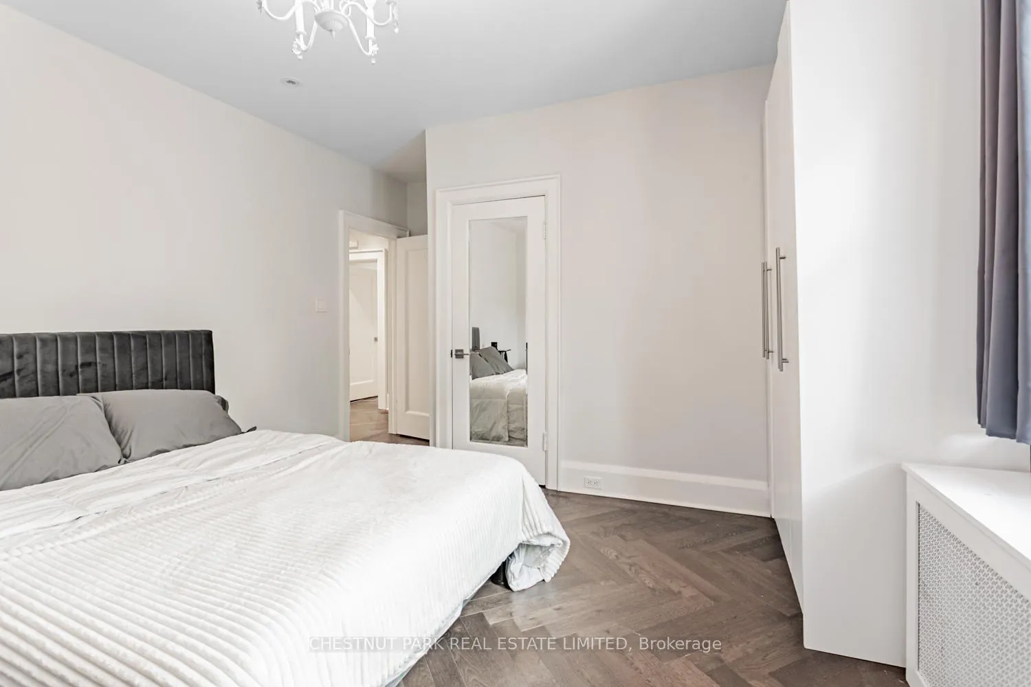 Photo 17 of 43 Oriole Parkway, Toronto, Yonge-St. Clair — HOMEH