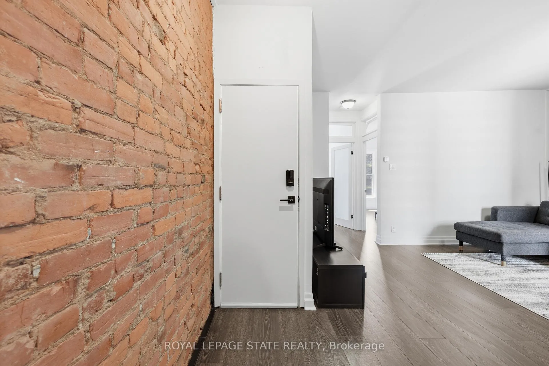 Photo 23 of 252 King Street W, Hamilton, Central — HOMEH