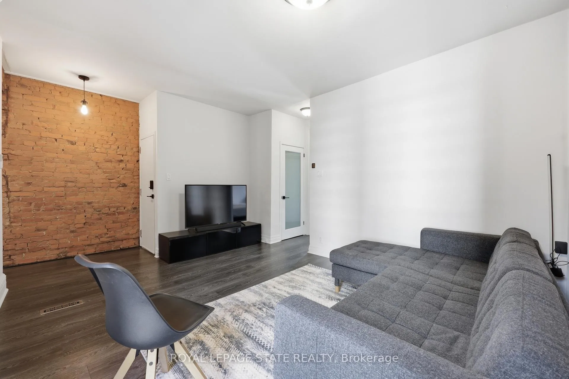 Photo 26 of 252 King Street W, Hamilton, Central — HOMEH