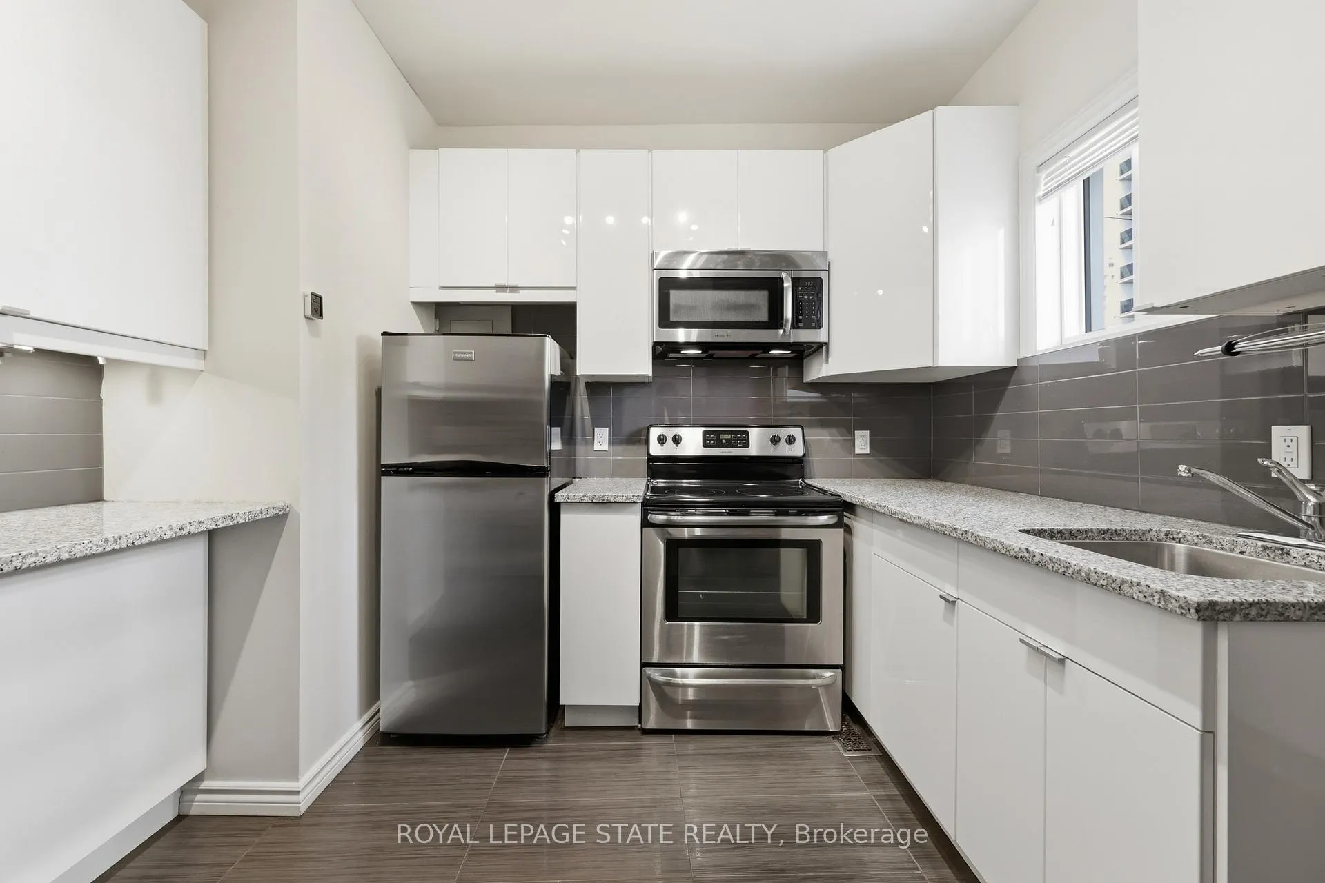 Photo 31 of 252 King Street W, Hamilton, Central — HOMEH