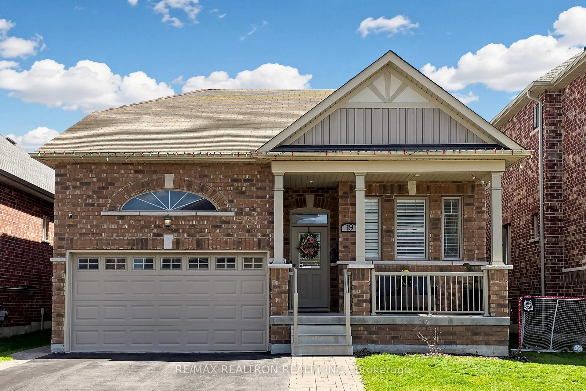 Photo 1 of 19 Stainton Street, Clarington, Courtice — HOMEH