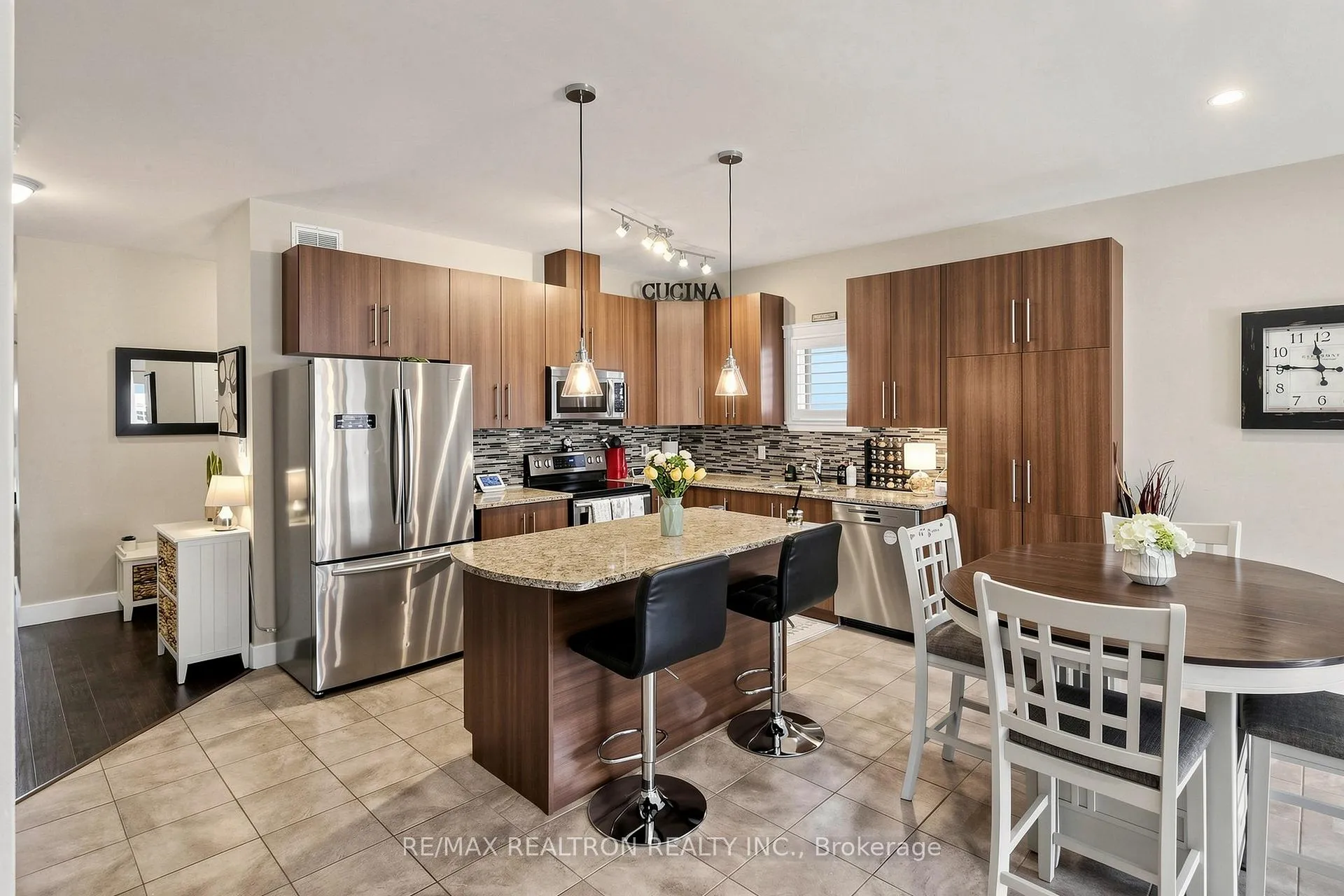 Photo 9 of 19 Stainton Street, Clarington, Courtice — HOMEH