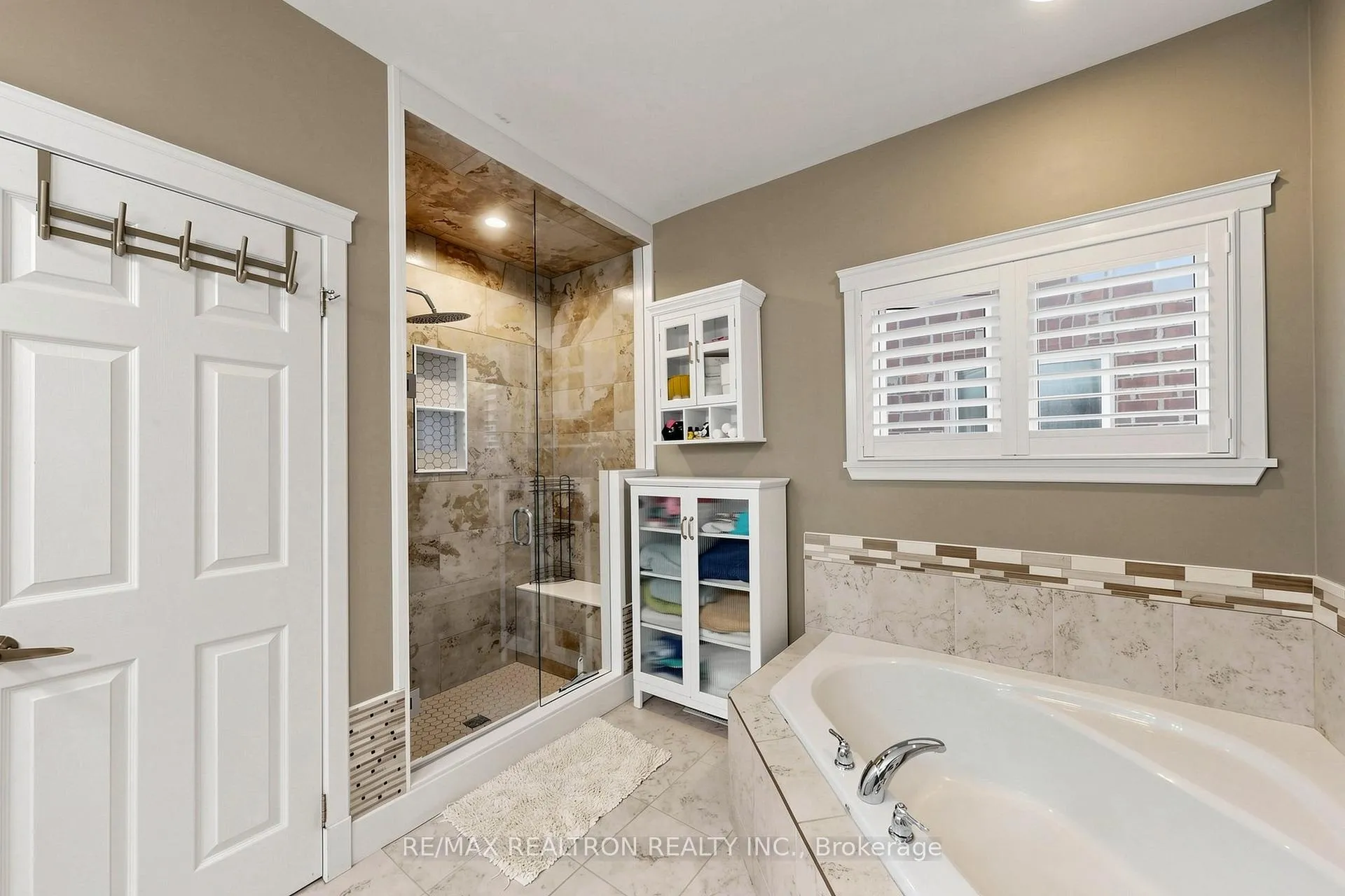 Photo 20 of 19 Stainton Street, Clarington, Courtice — HOMEH