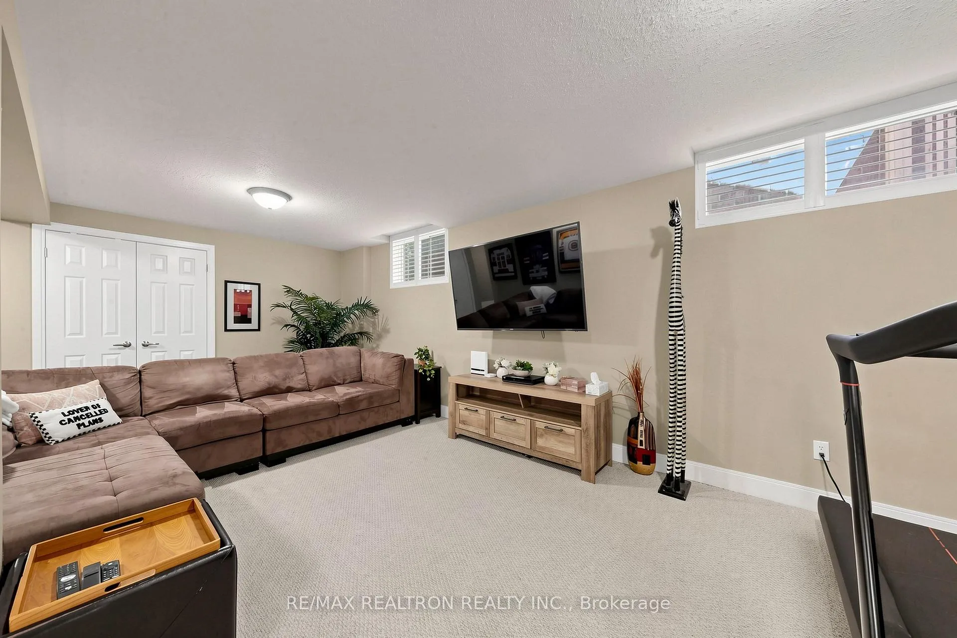 Photo 30 of 19 Stainton Street, Clarington, Courtice — HOMEH