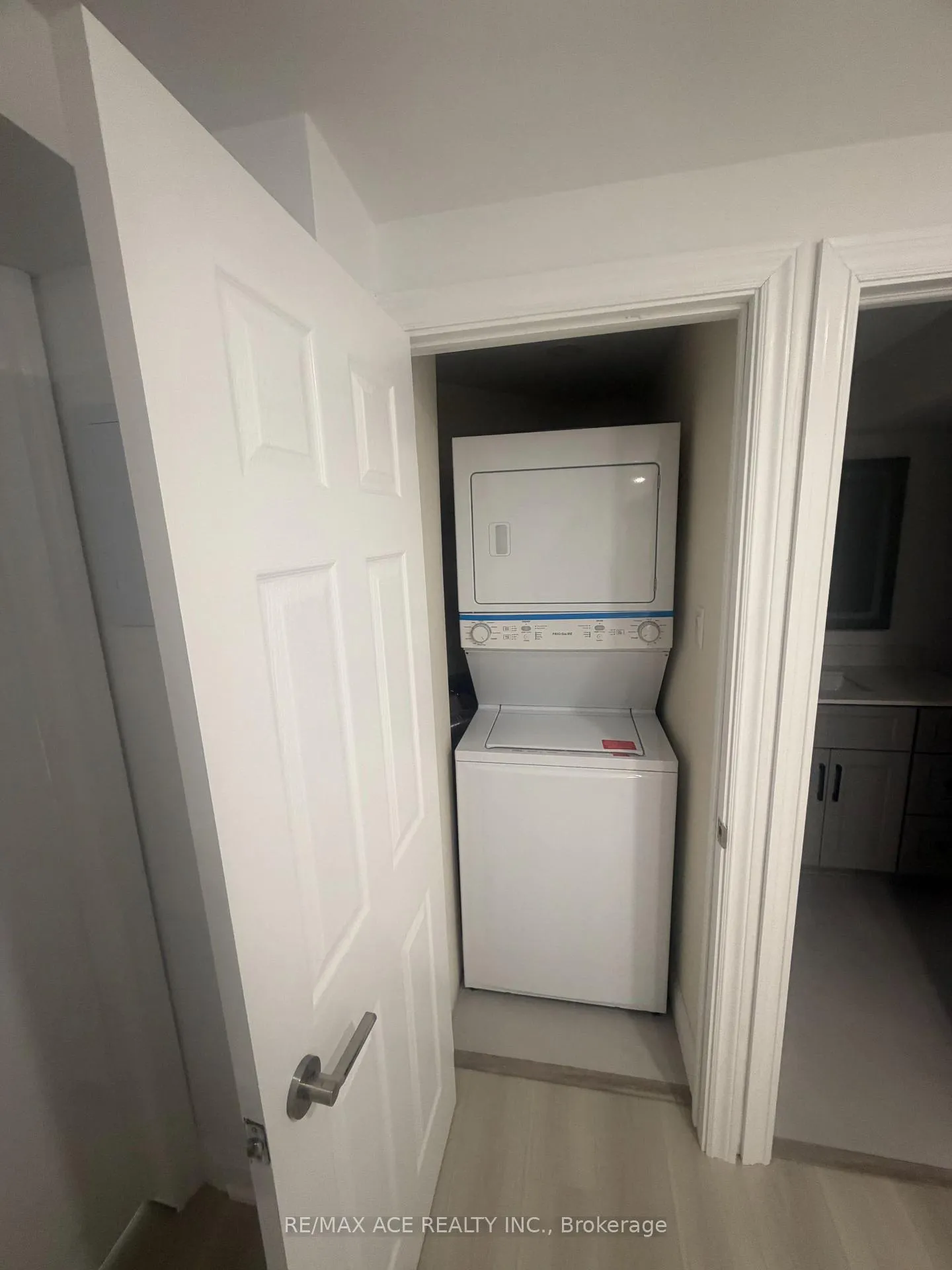 Photo 8 of Unit Bsmt, 76 Pembry Drive, Ajax, Central — HOMEH