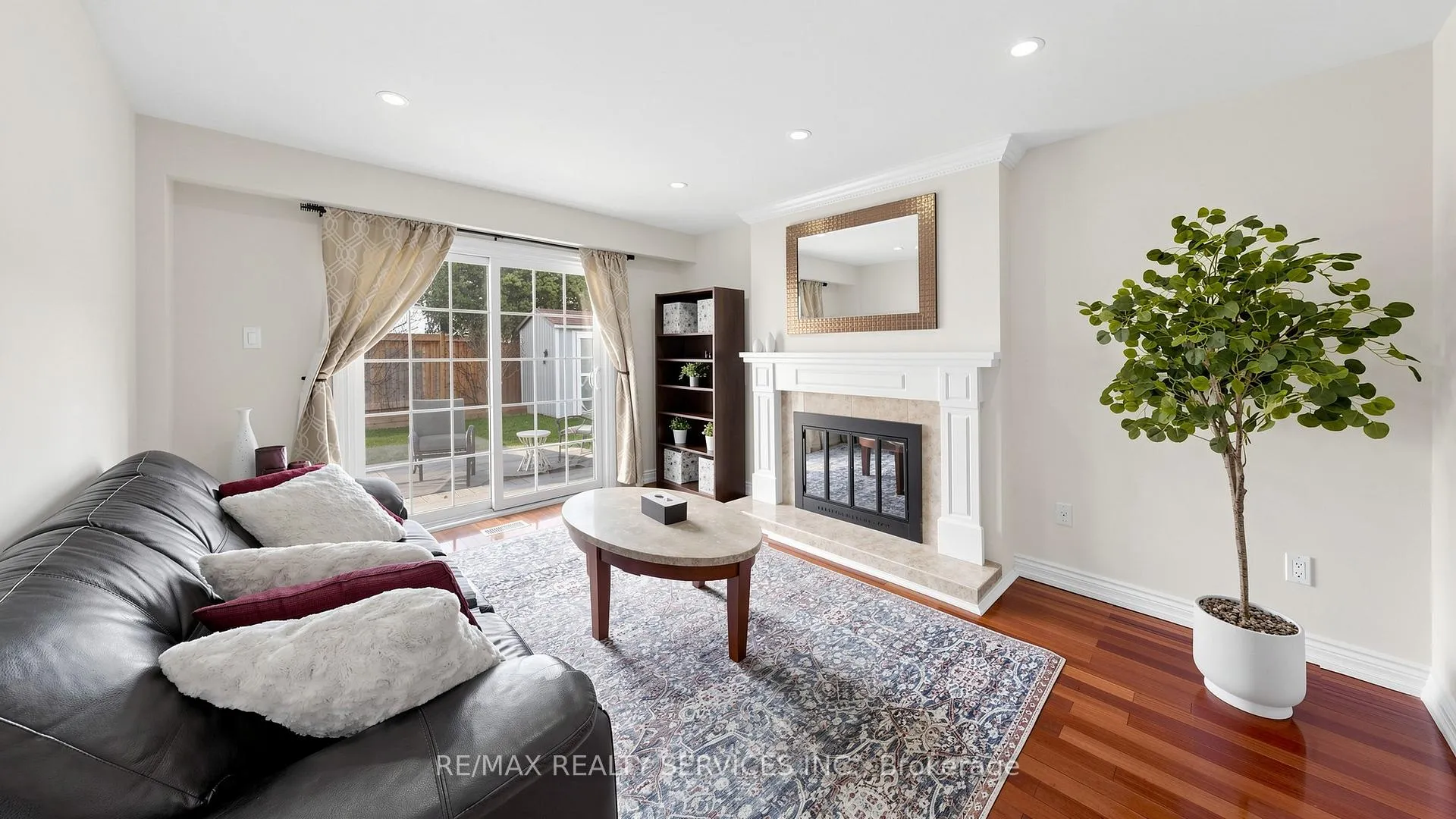 Photo 8 of 72 Nantucket Crescent, Brampton, Westgate — HOMEH