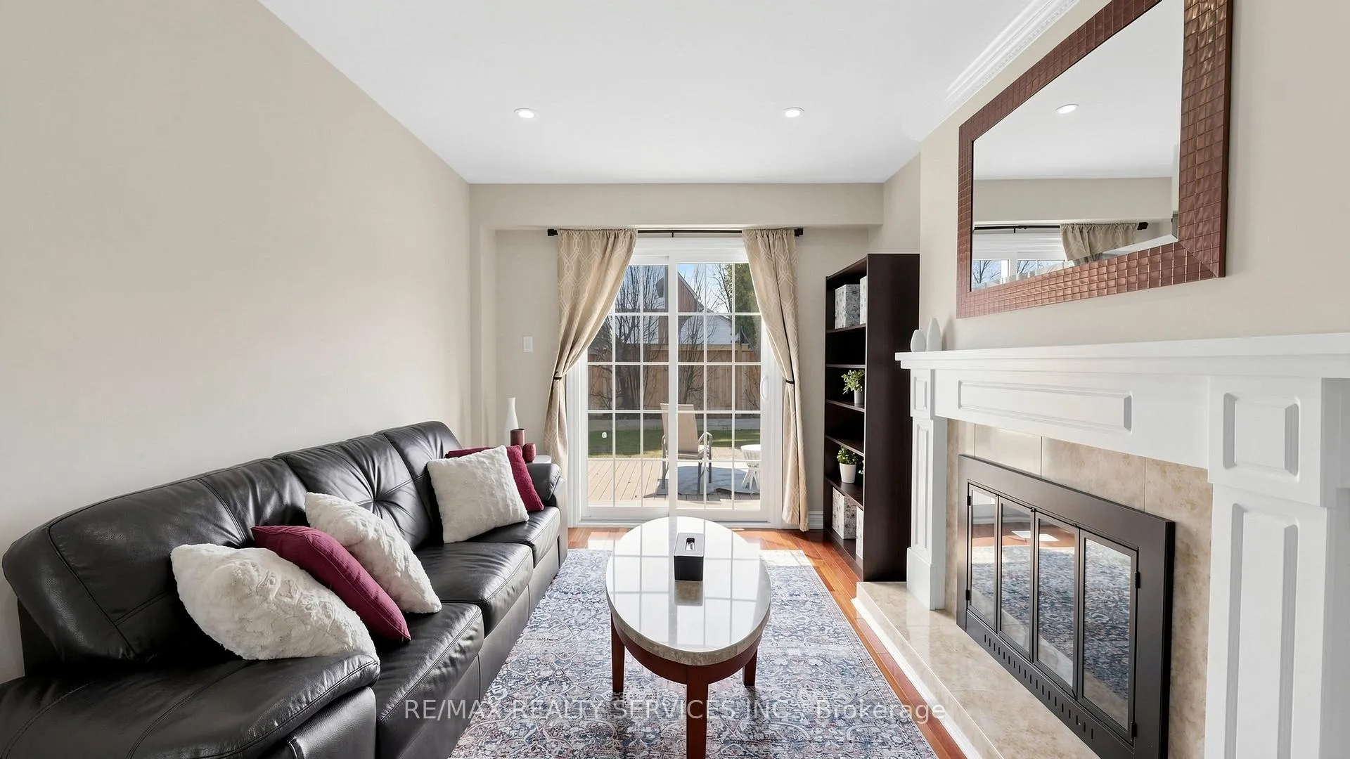 Photo 9 of 72 Nantucket Crescent, Brampton, Westgate — HOMEH