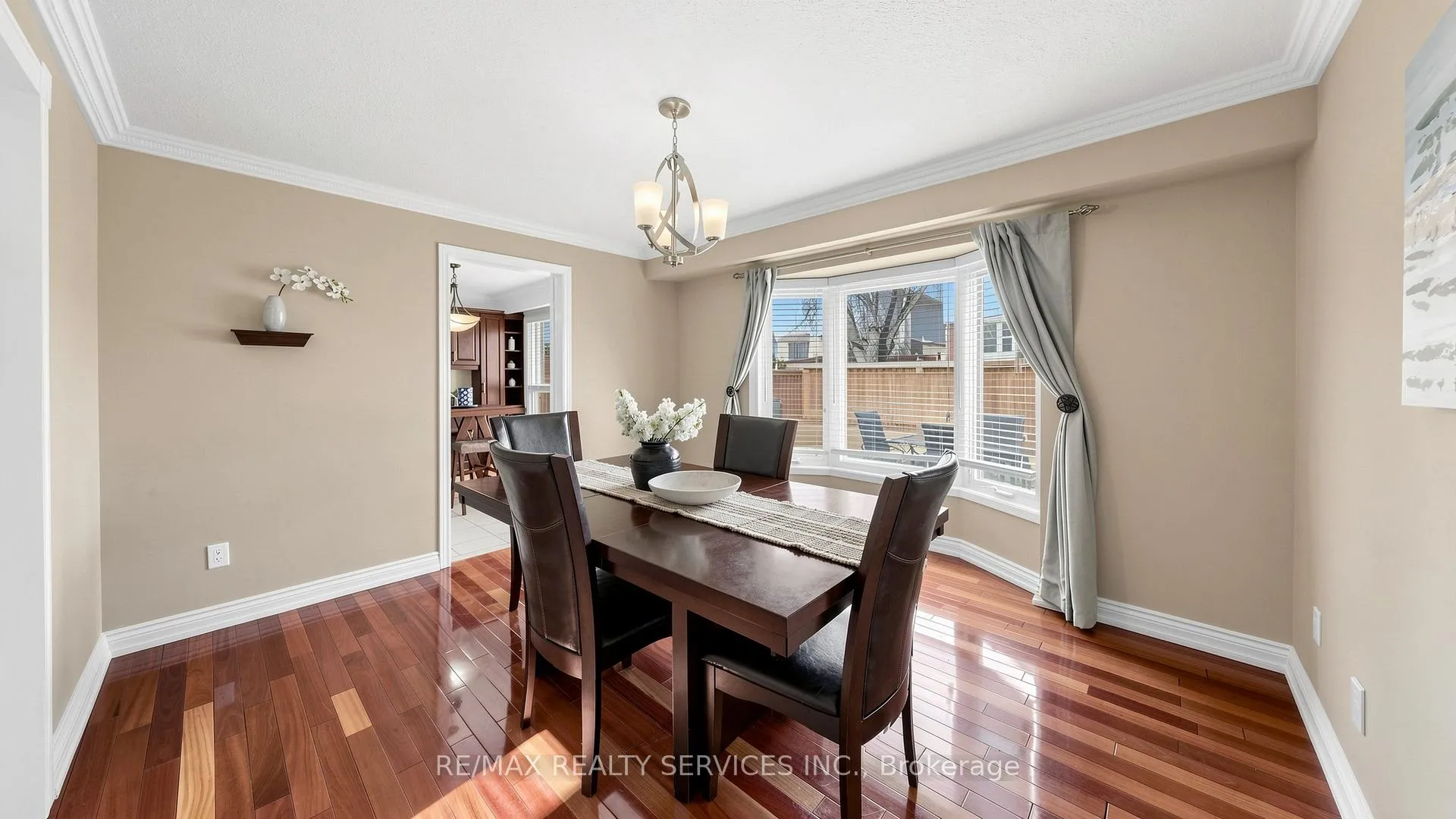 Photo 11 of 72 Nantucket Crescent, Brampton, Westgate — HOMEH