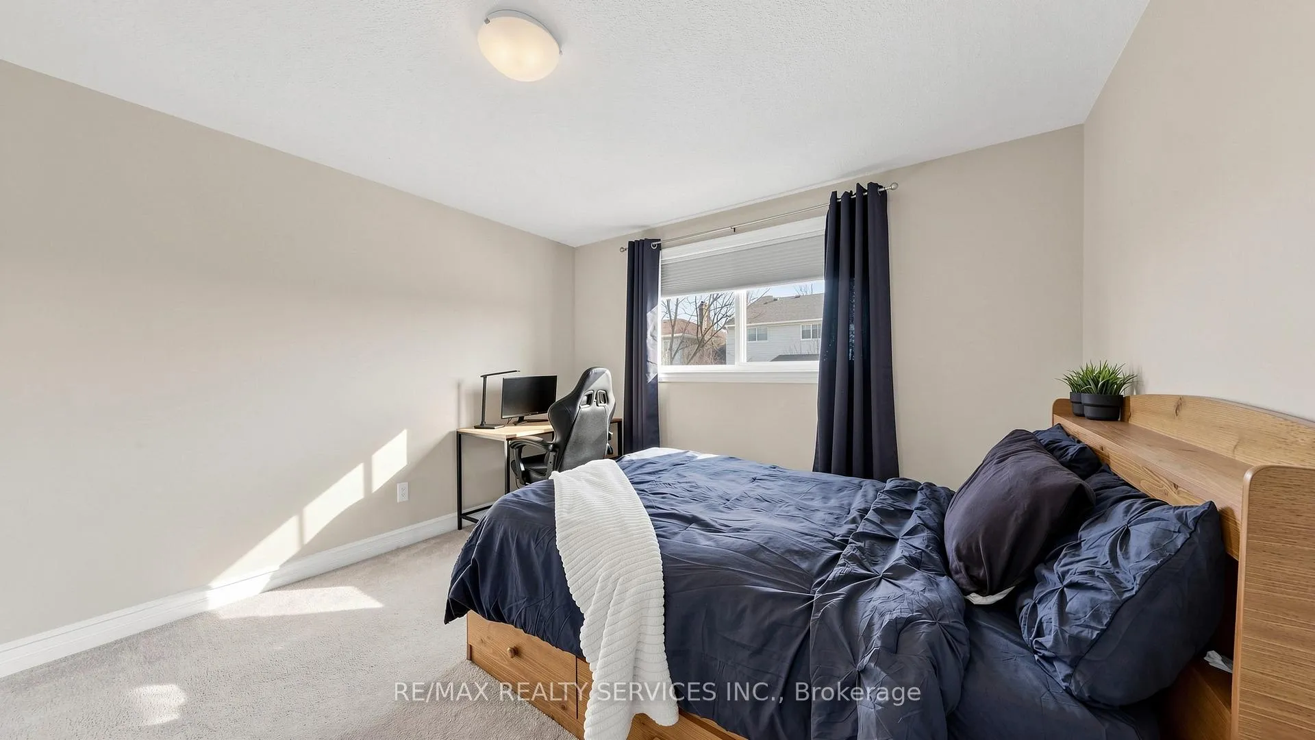 Photo 29 of 72 Nantucket Crescent, Brampton, Westgate — HOMEH