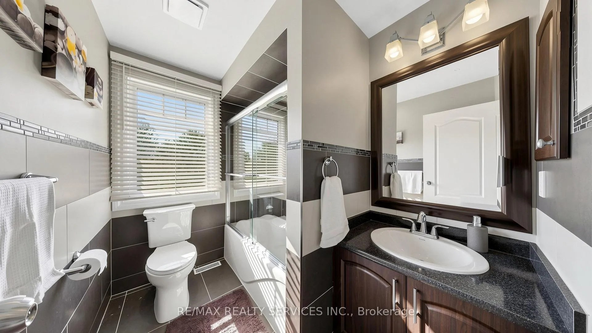 Photo 30 of 72 Nantucket Crescent, Brampton, Westgate — HOMEH