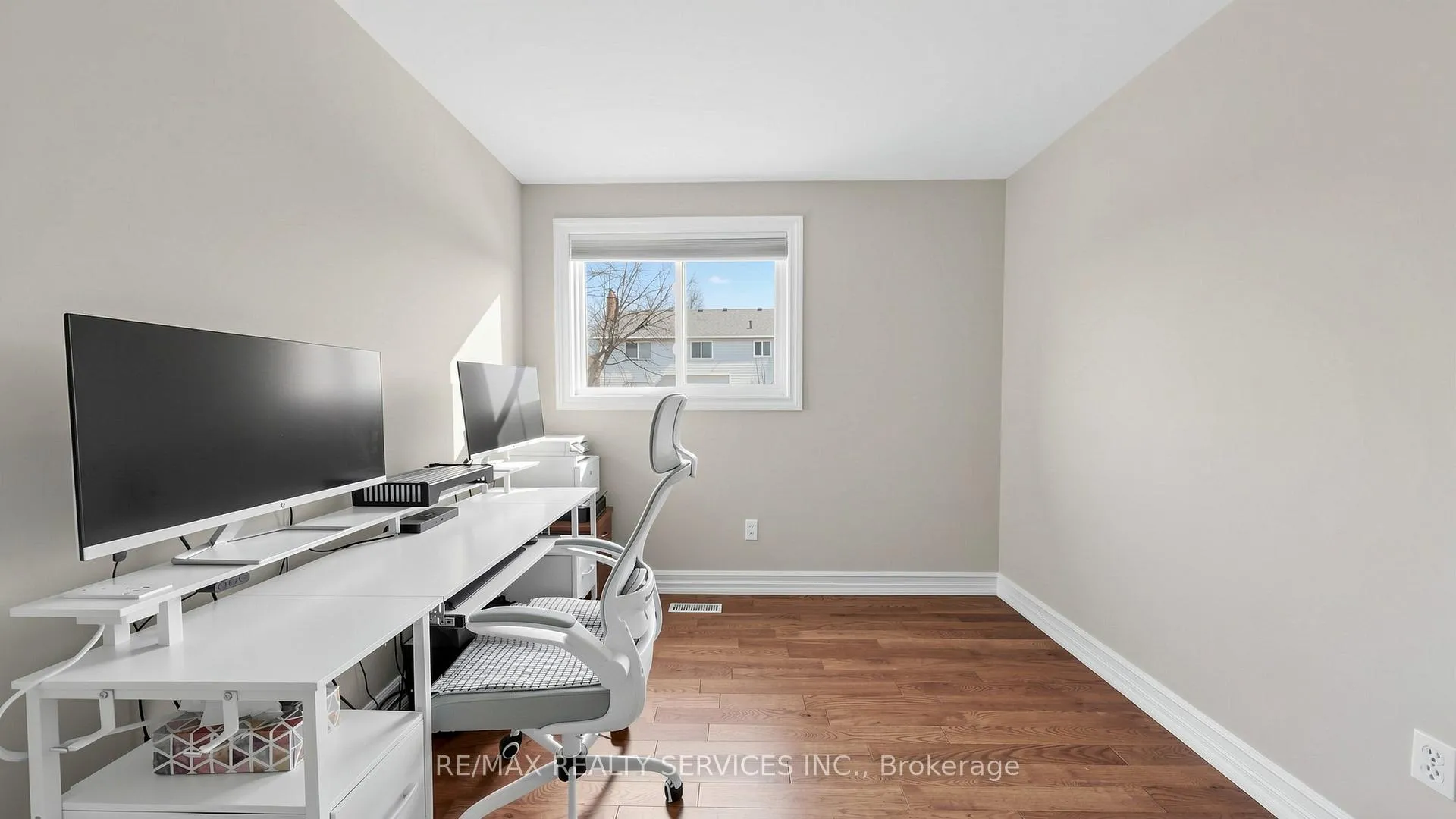 Photo 36 of 72 Nantucket Crescent, Brampton, Westgate — HOMEH