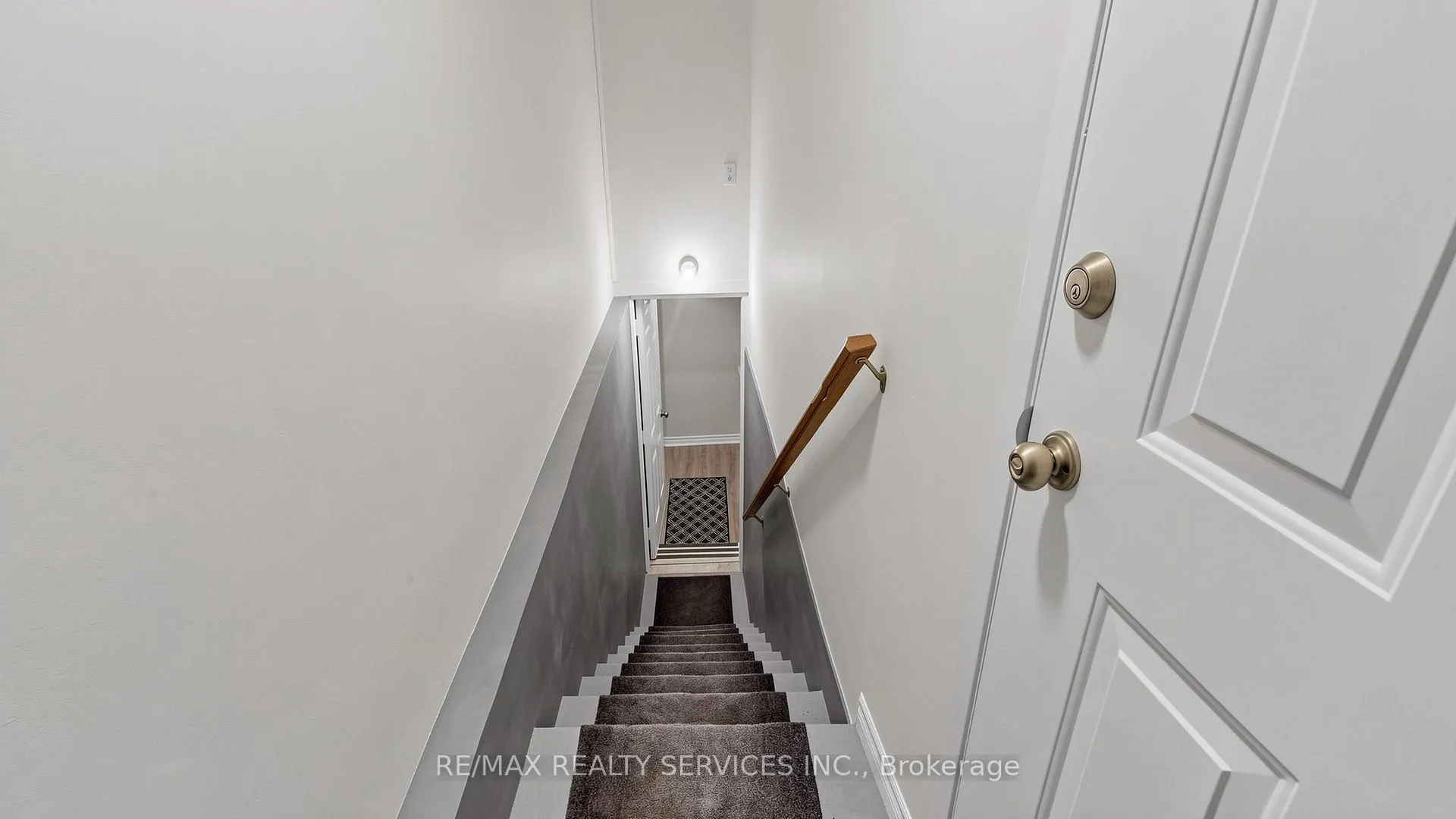 Photo 37 of 72 Nantucket Crescent, Brampton, Westgate — HOMEH