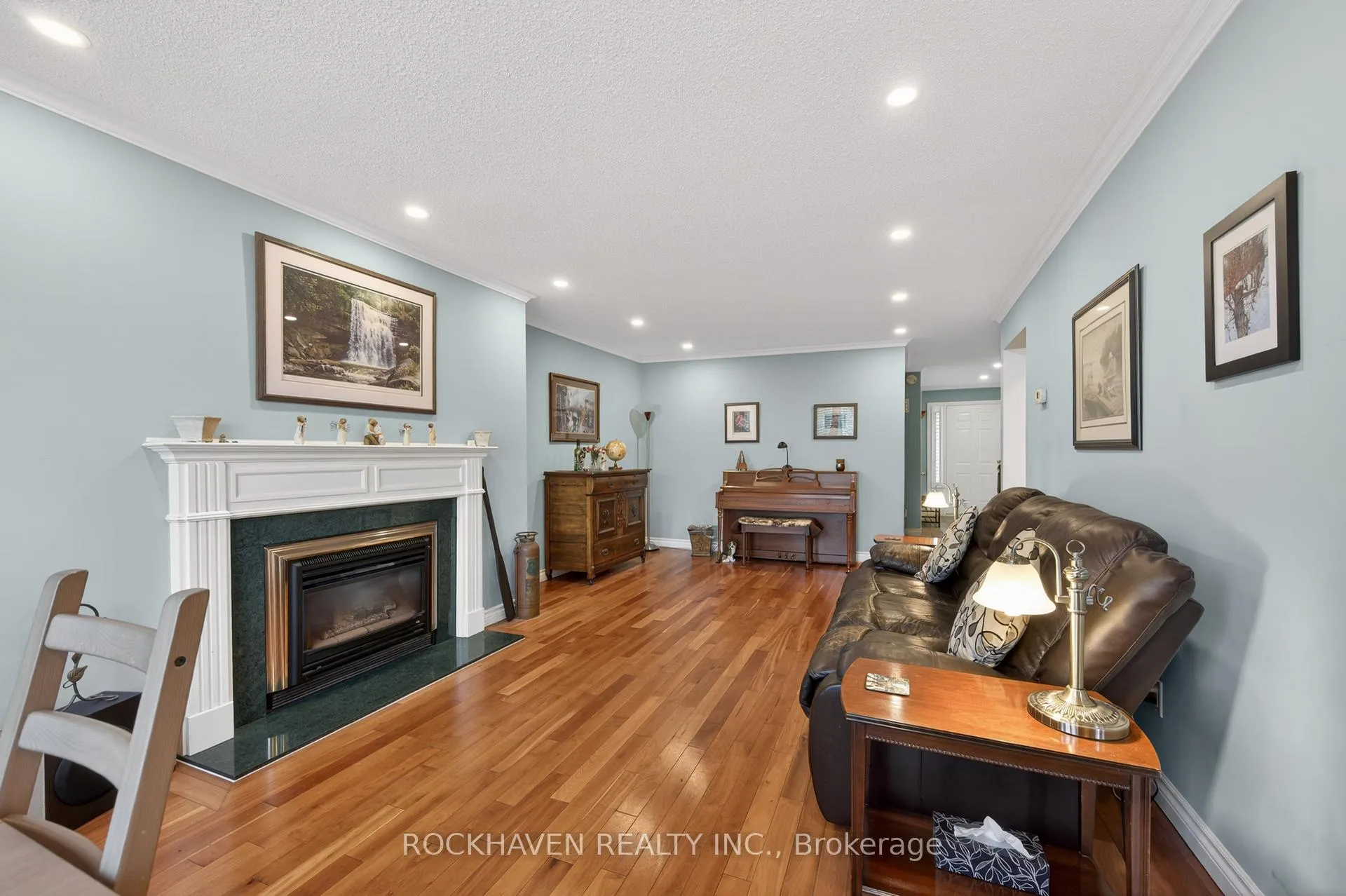 Photo 12 of Unit 7, 30 Osler Drive, Hamilton, Dundas — HOMEH