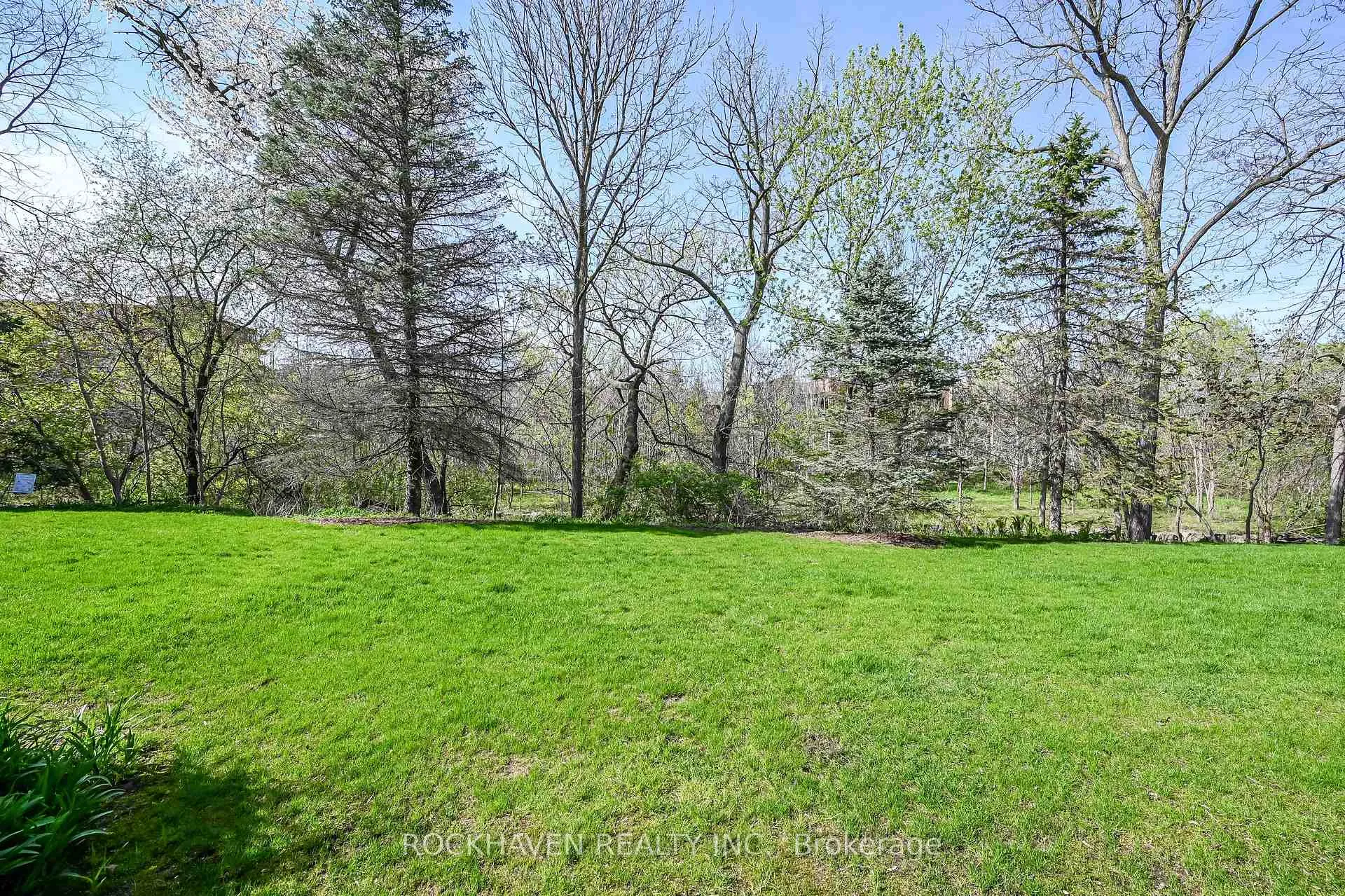 Photo 31 of Unit 7, 30 Osler Drive, Hamilton, Dundas — HOMEH