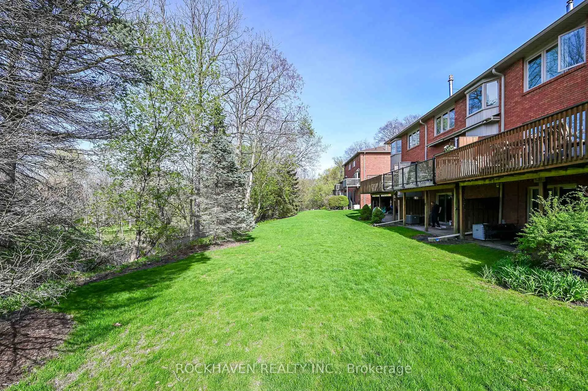 Photo 41 of Unit 7, 30 Osler Drive, Hamilton, Dundas — HOMEH