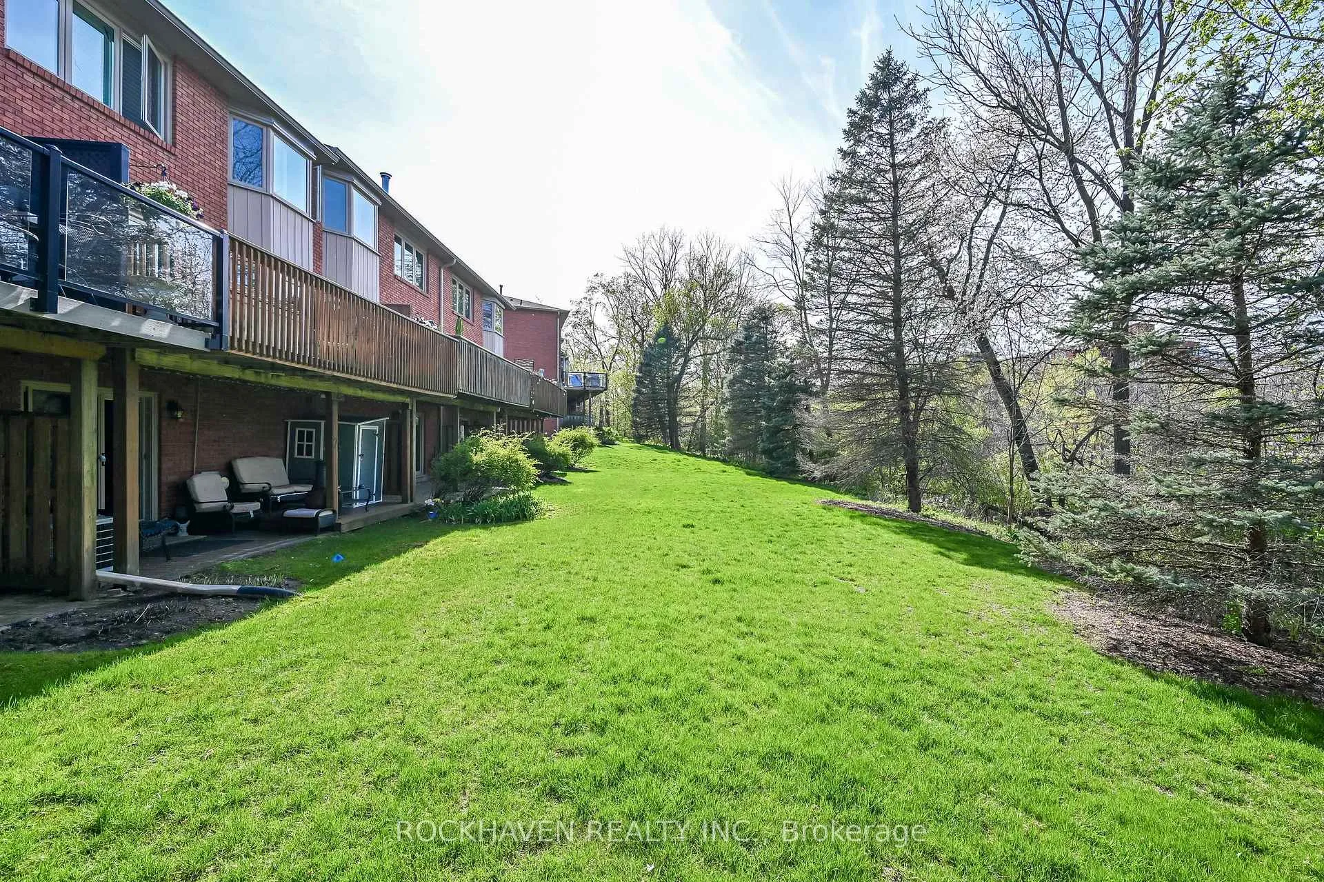 Photo 42 of Unit 7, 30 Osler Drive, Hamilton, Dundas — HOMEH