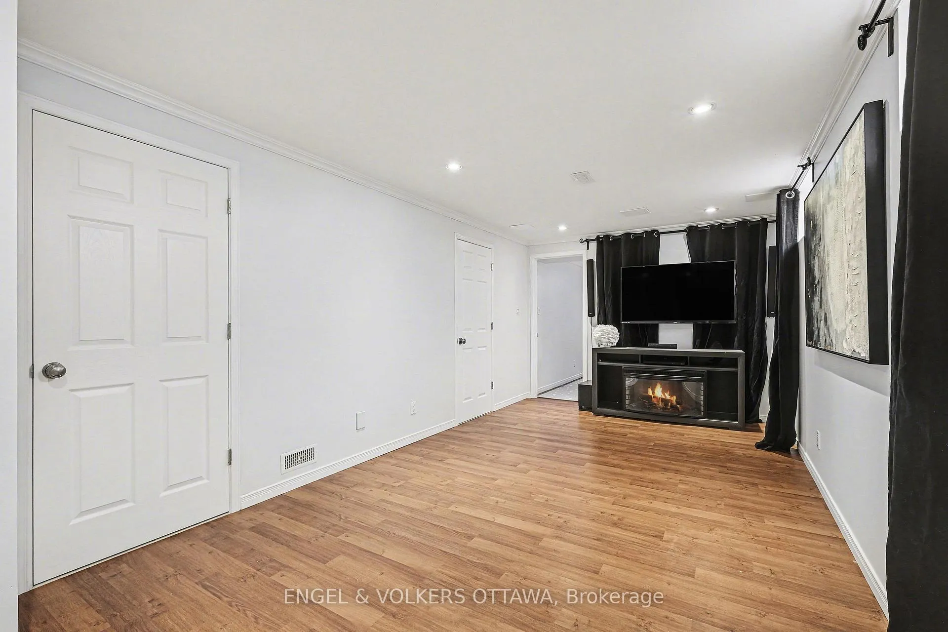 Photo 27 of 135 Lockhaven Private, Ottawa, Barrhaven - Stonebridge — HOMEH