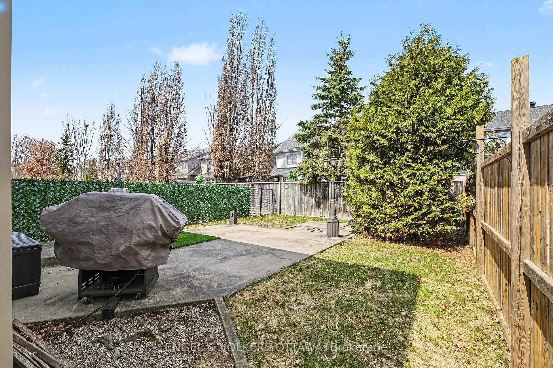 Photo 32 of 135 Lockhaven Private, Ottawa, Barrhaven - Stonebridge — HOMEH