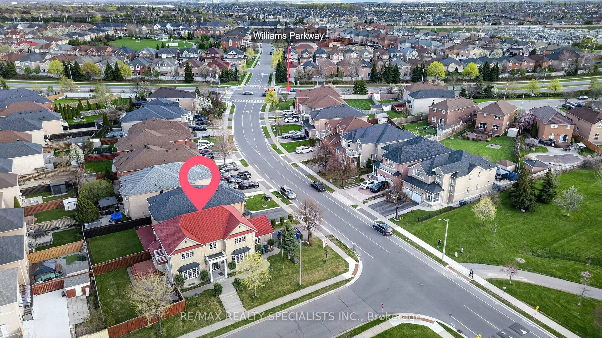 Photo 5 of 2 Loggers Lane, Brampton, Fletcher's Creek Village — HOMEH