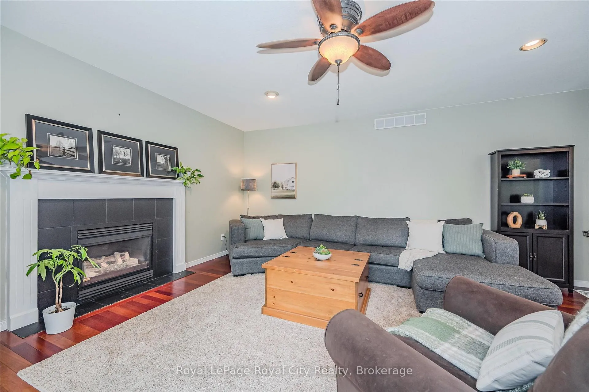 Photo 13 of 2 Oakridge Crescent, Guelph, Pineridge/Westminster Woods — HOMEH