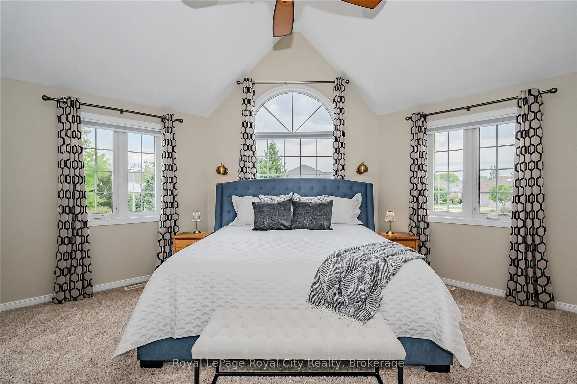 Photo 25 of 2 Oakridge Crescent, Guelph, Pineridge/Westminster Woods — HOMEH