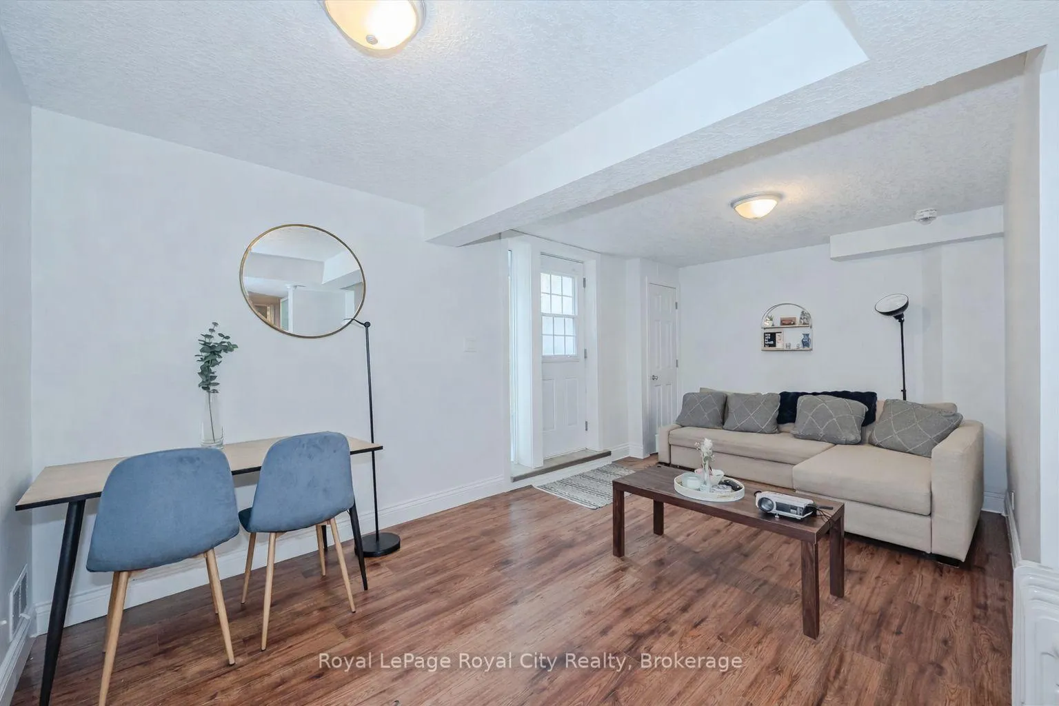 Photo 38 of 2 Oakridge Crescent, Guelph, Pineridge/Westminster Woods — HOMEH