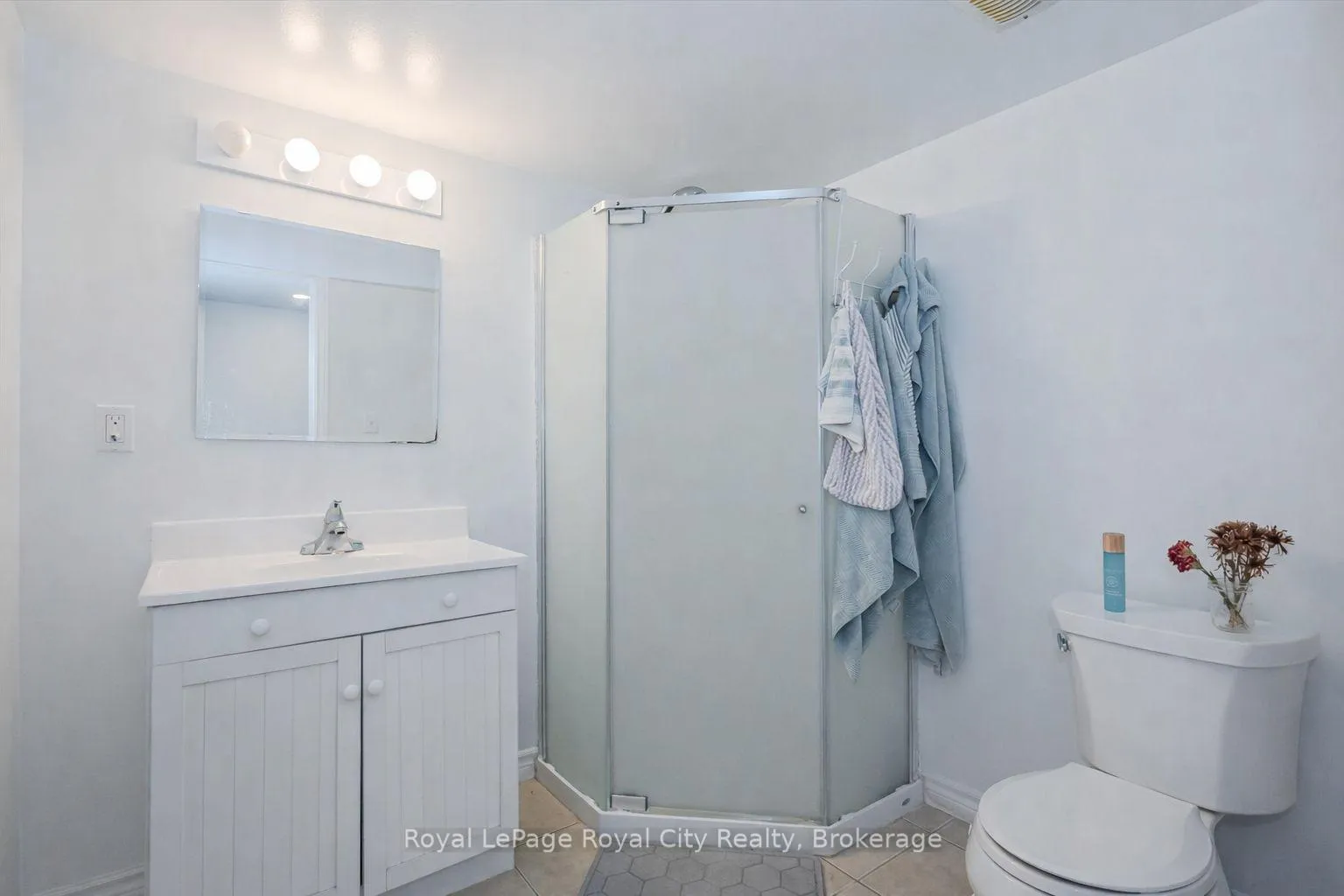 Photo 40 of 2 Oakridge Crescent, Guelph, Pineridge/Westminster Woods — HOMEH