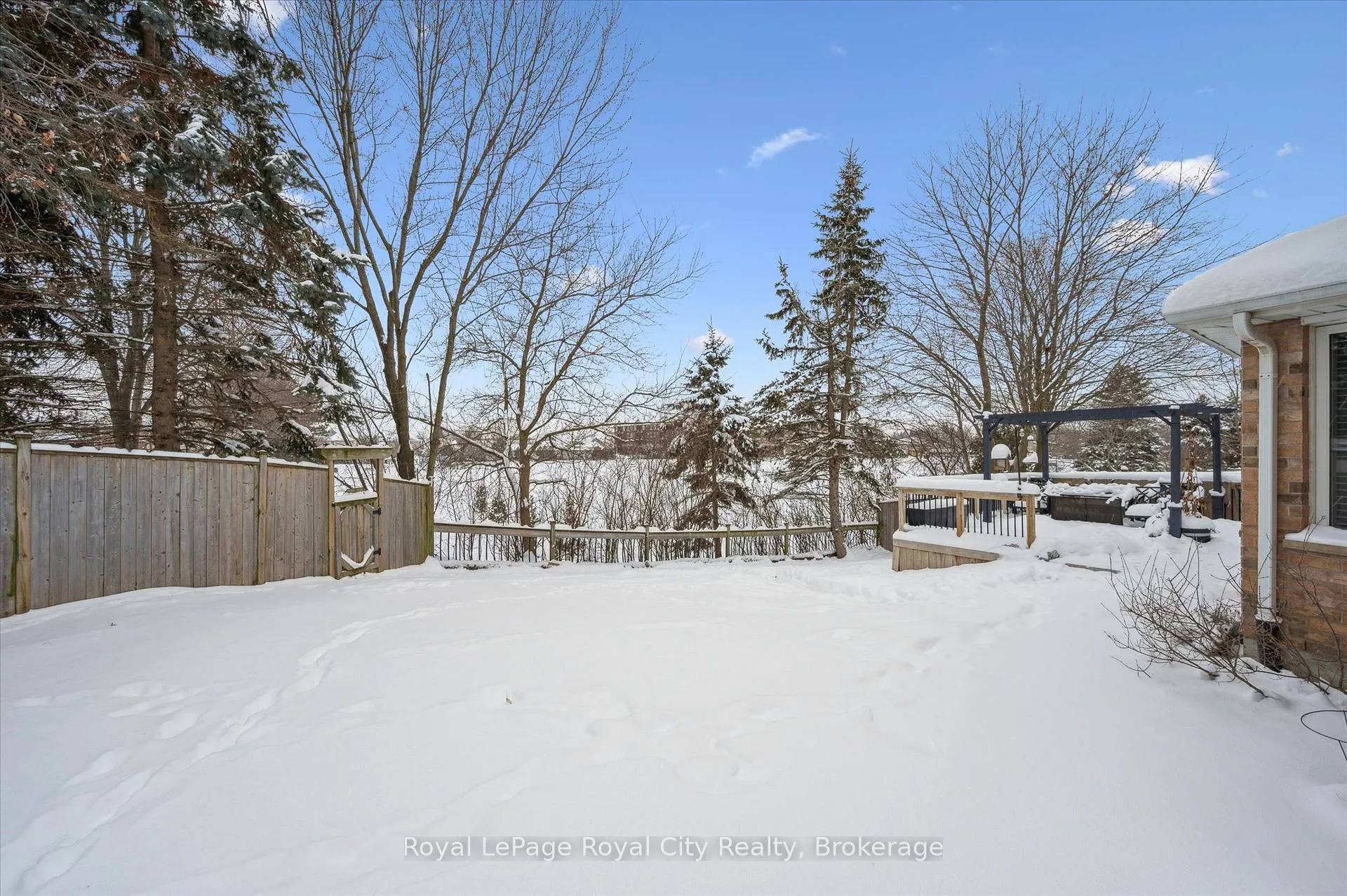 Photo 43 of 2 Oakridge Crescent, Guelph, Pineridge/Westminster Woods — HOMEH